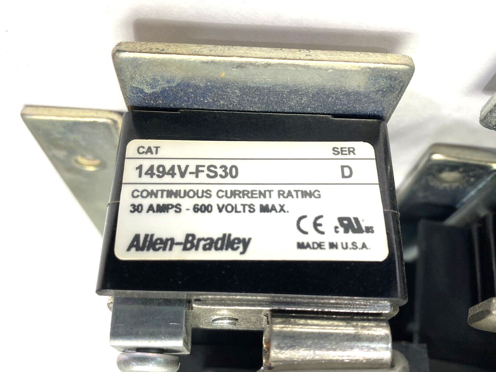 47738300