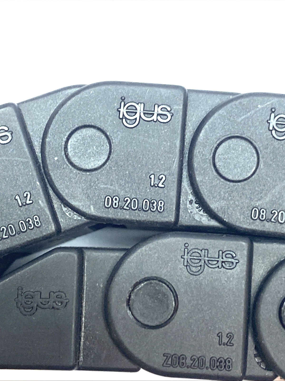 Igus 08.20.038 Energy Chain Cable Carrier 18 Links - Maverick Industrial Sales