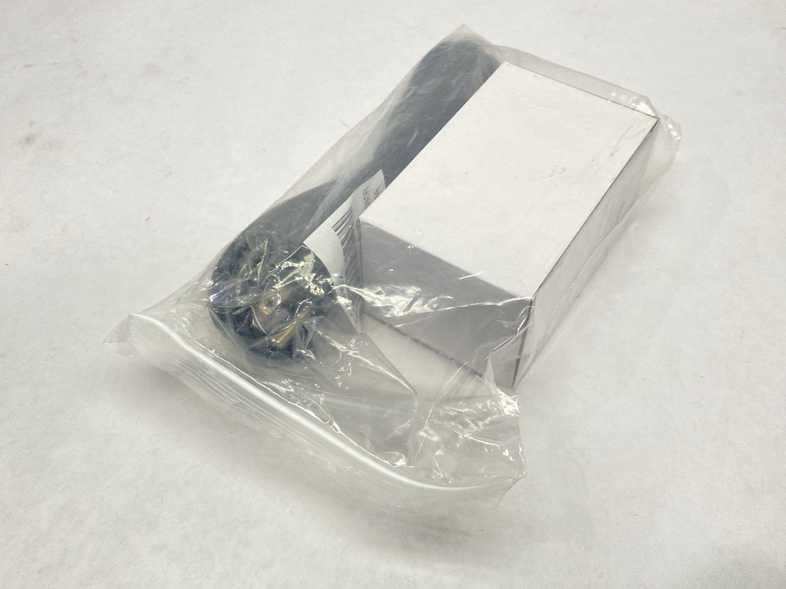 823-0186-1R | Cognex Rev A Power Supply DMA-24VPWR-US - New - Maverick Industrial Sales