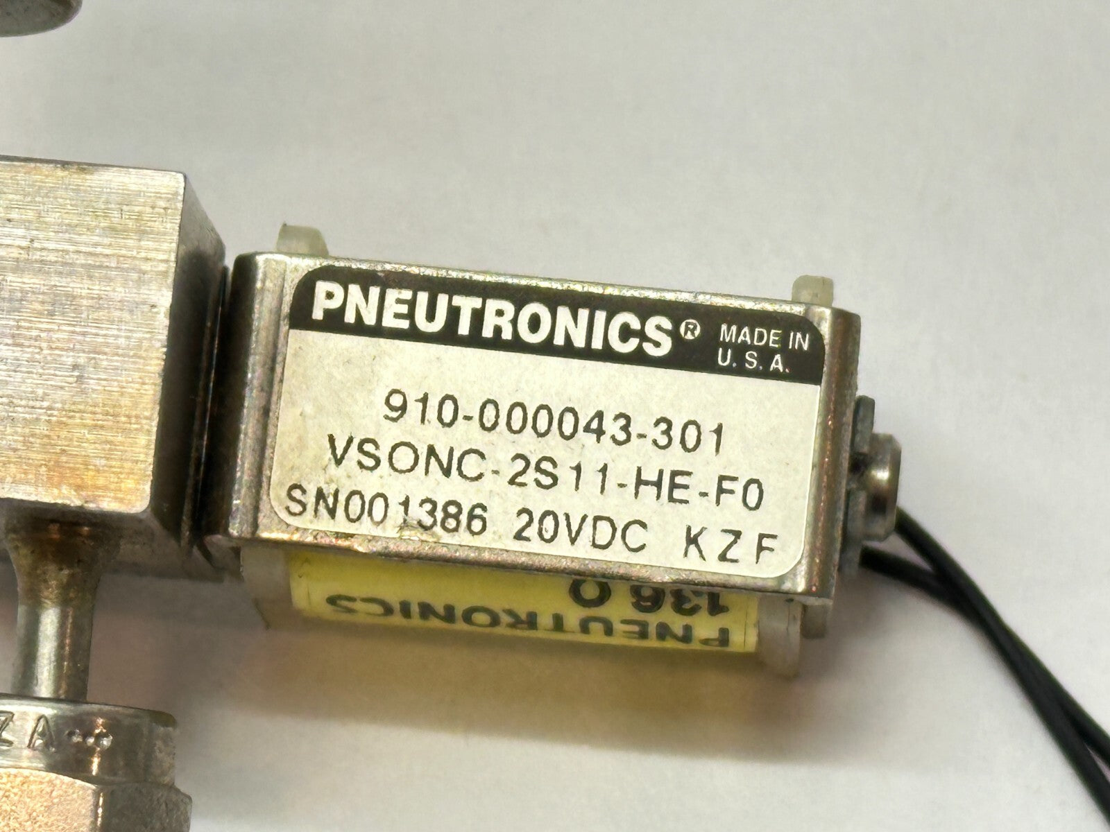 Pneutronics 910-000043-301 Solenoid Valve VSONC-2S11-HE-F0 20VDC - Used - Maverick Industrial Sales