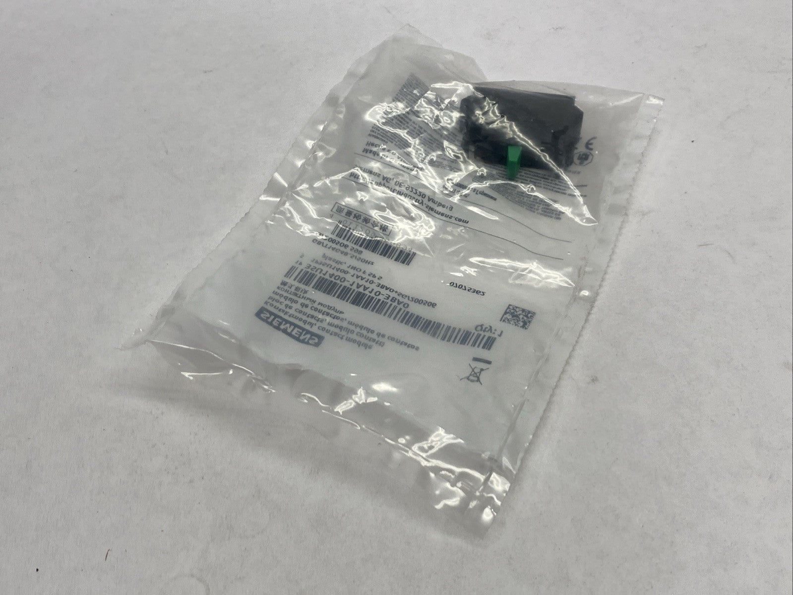 Siemens 3SU1400-1AA10-3BA0 Contact Block - Maverick Industrial Sales