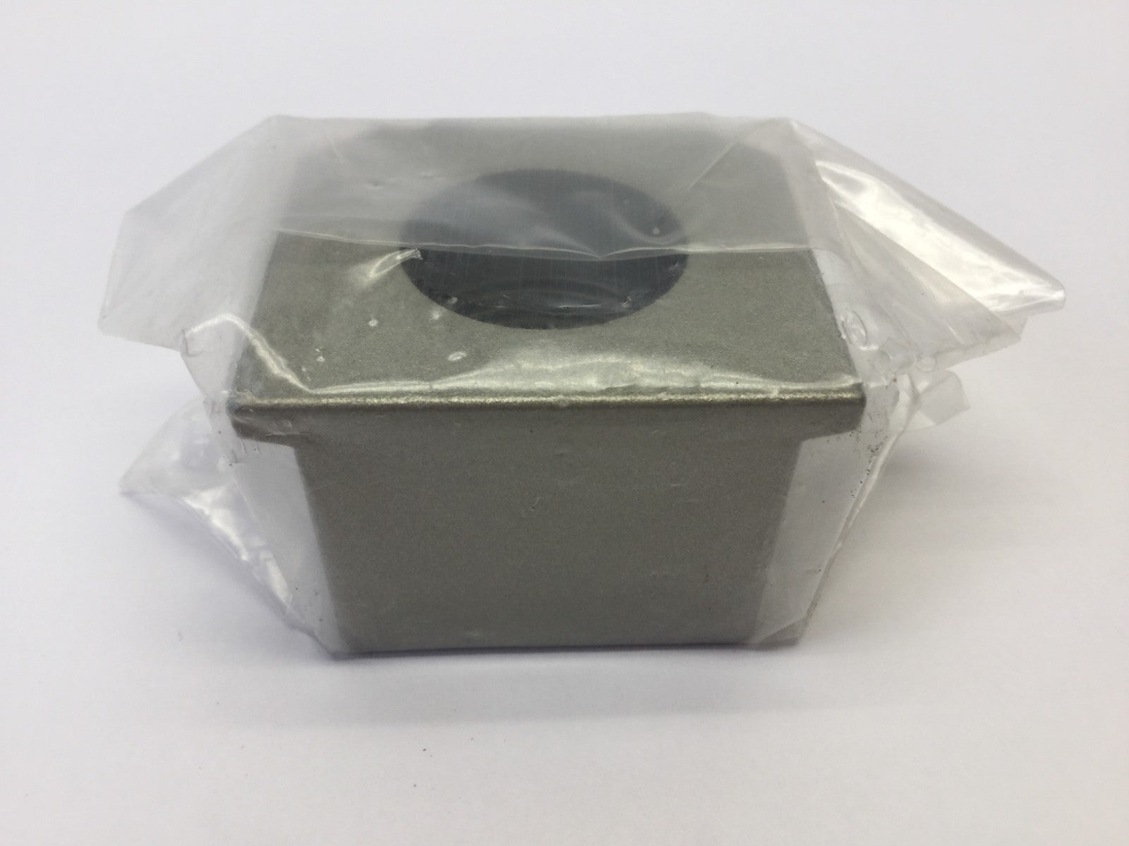 SMC E600-N10 Modular Piping Adapter SZ - Maverick Industrial Sales