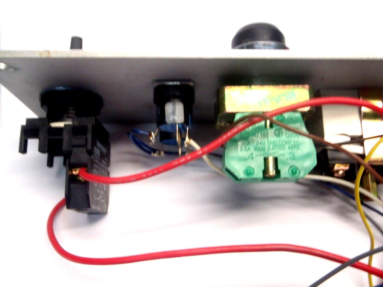 Hoffman E-4PBA 4 Pushbutton Enclosure Assembly Station w/ 2 Omron H7EC/ Switches - Maverick Industrial Sales