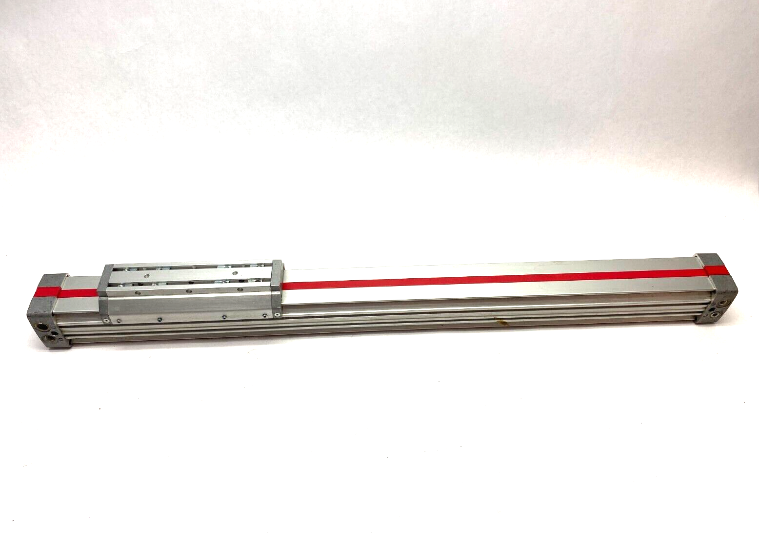 Norgren SU/10LP0220/00A Rodless Linear Slide Cylinder, 40mm Bore, 23" Travel - Maverick Industrial Sales