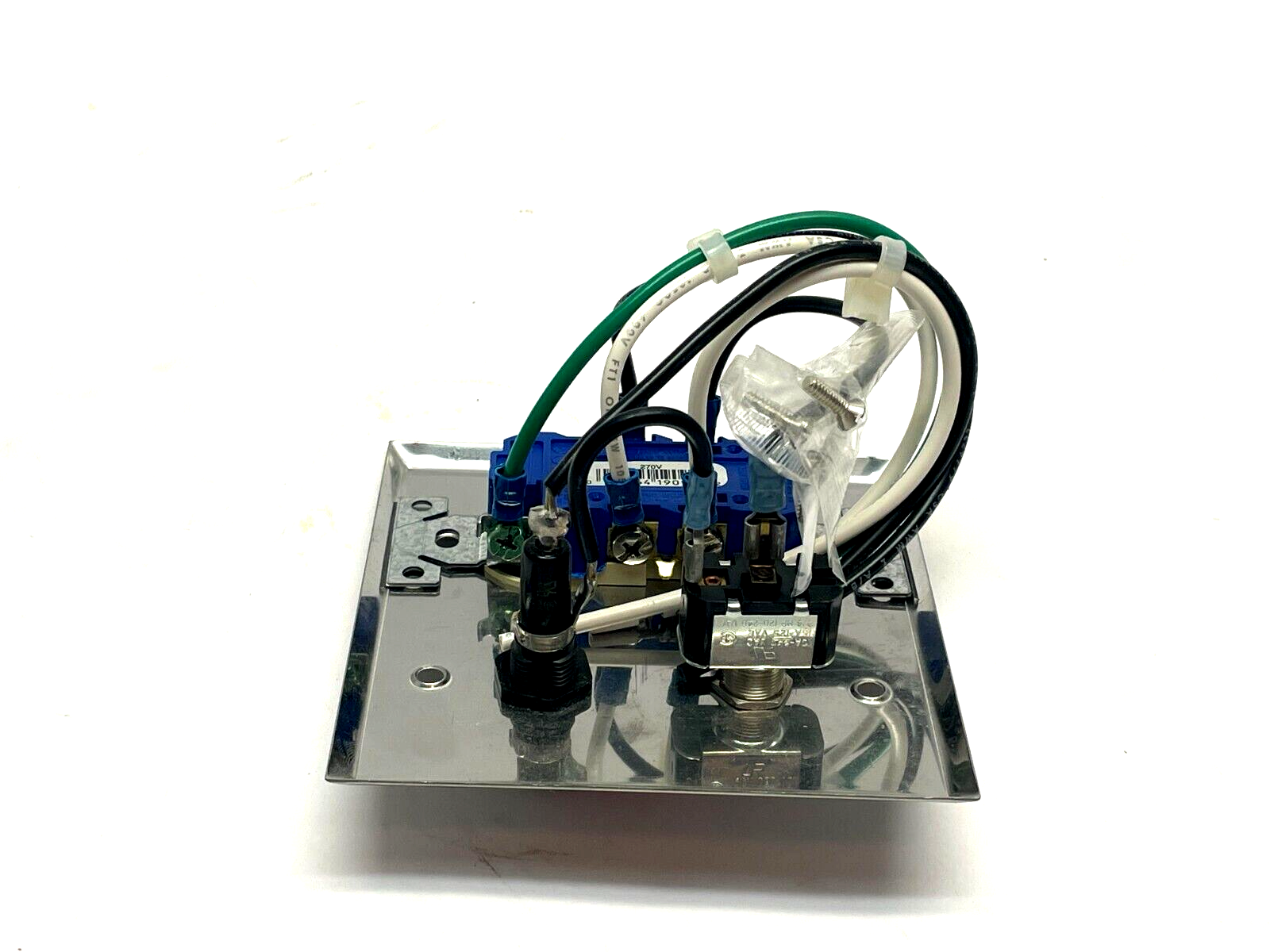 Kele PRK-FS Receptacle w/ Fuse Holder - Maverick Industrial Sales