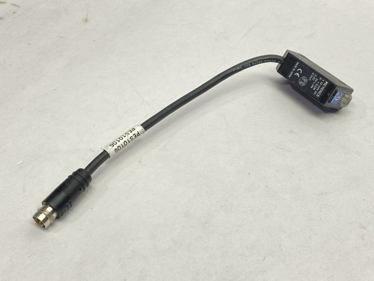 PZ-M62P | Keyence Built-In Amplifier Photoelectric Sensor Square Retro-Reflective - Used - Maverick Industrial Sales