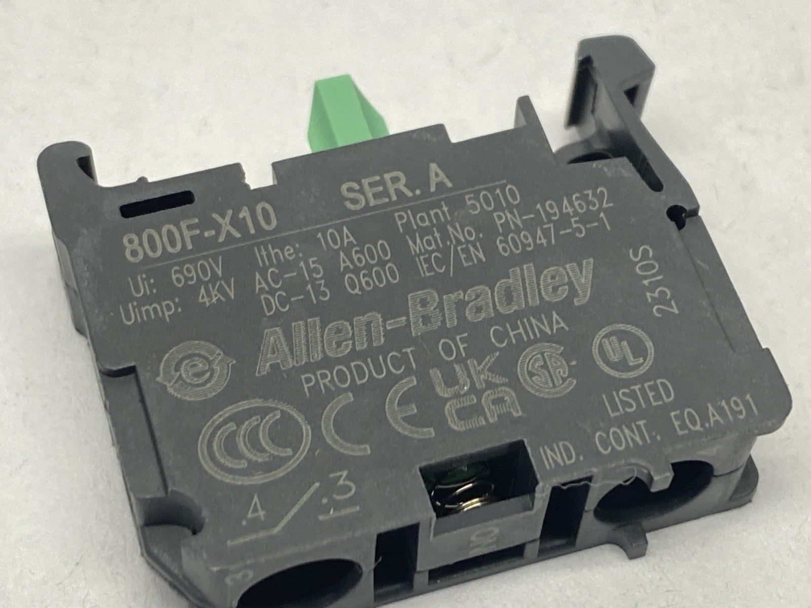 | Allen Bradley 800F-X10 Ser A Contact Block 22.5mm LOT OF 2 - New – Open box - Maverick Industrial Sales
