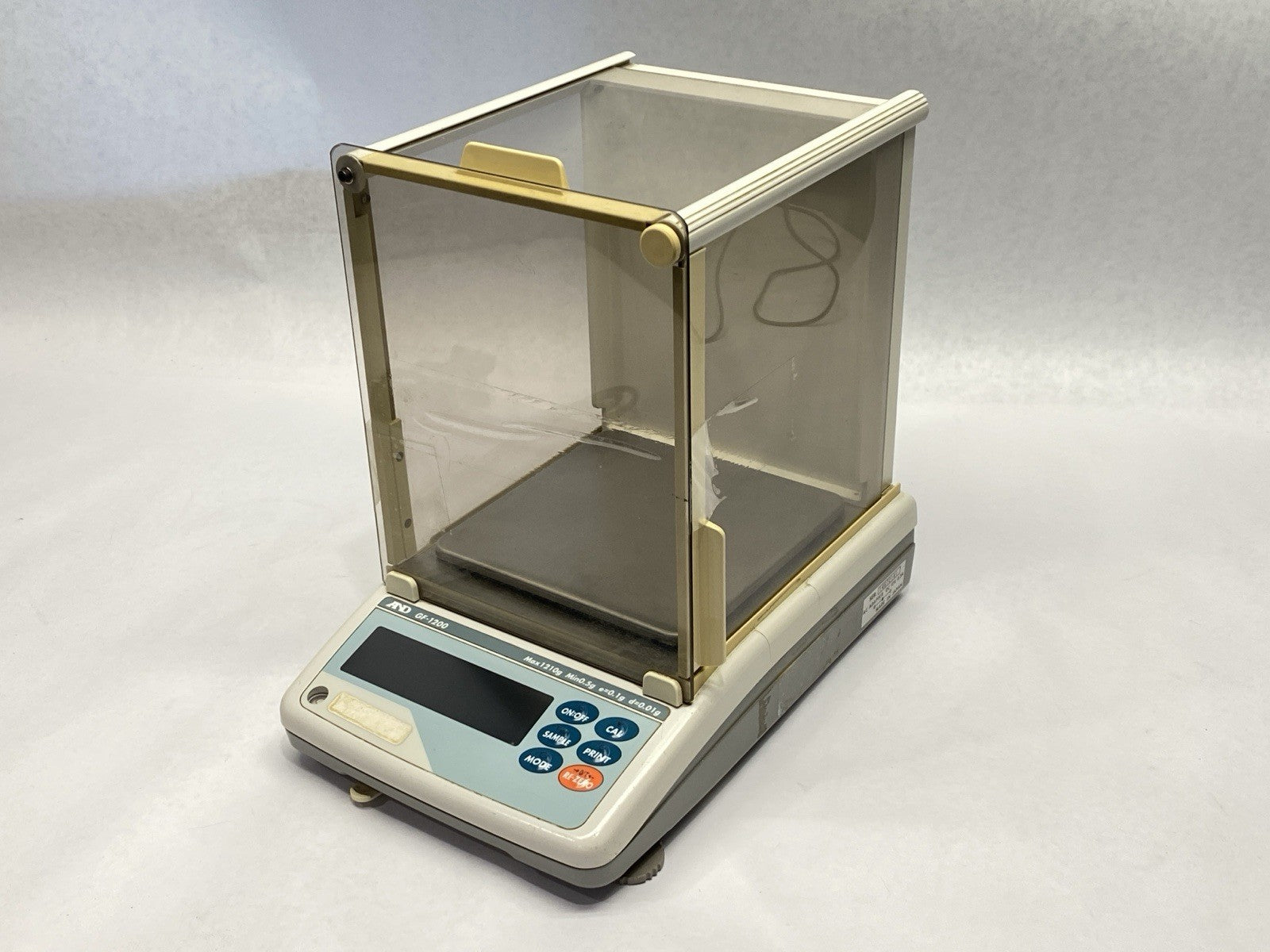 A&D GF-1200 Precision Lab Balance 1210g Max - Maverick Industrial Sales
