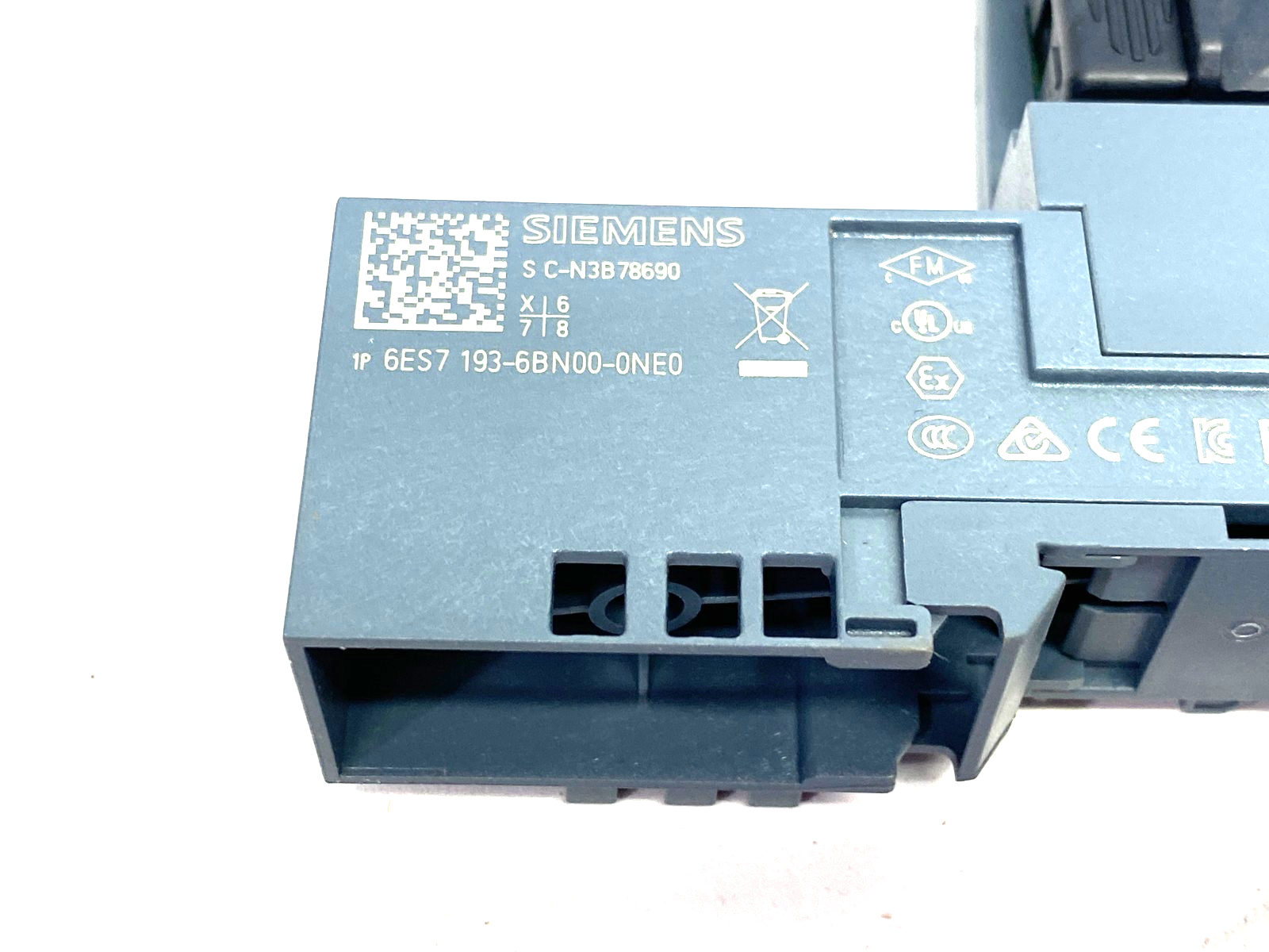 Siemens 6ES7193-6AS00-0AA0 SIMATIC ET 200SP Bus Adapter, w/ 6ES7193-6BN00-0NE0 - Maverick Industrial Sales