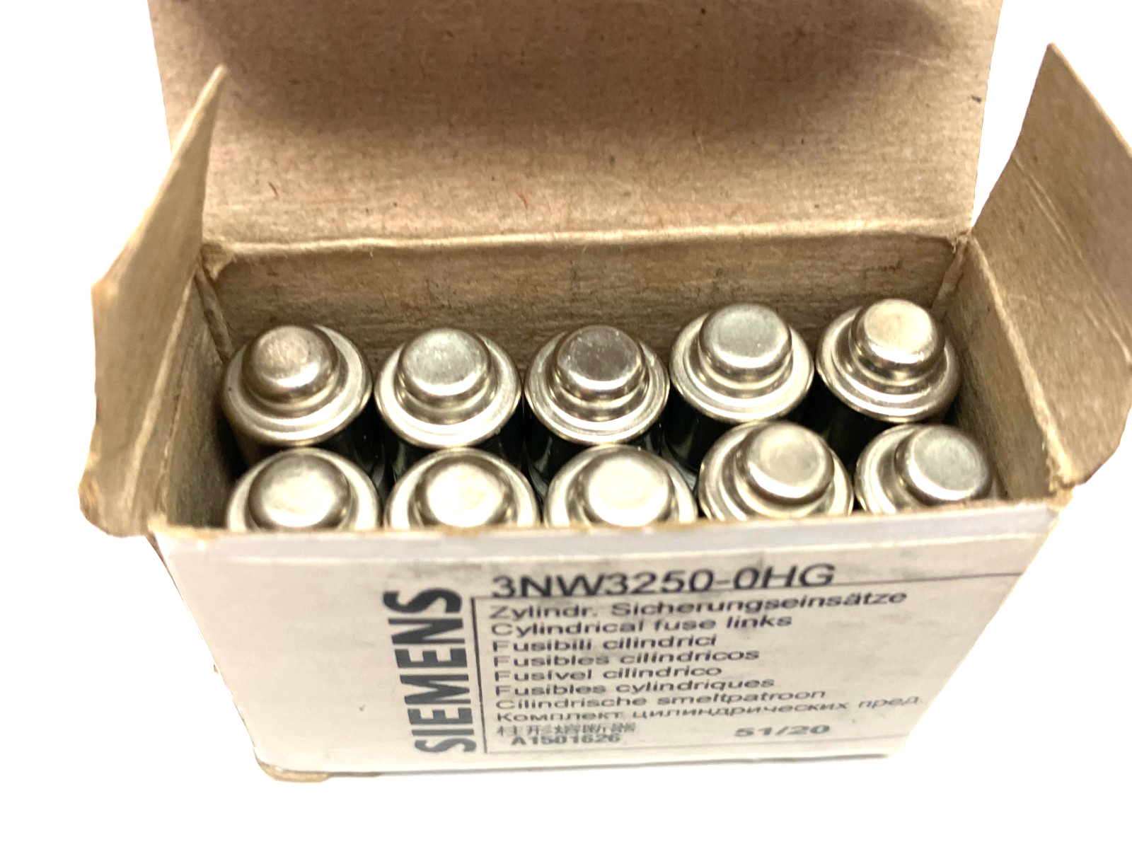 Siemens 3NW3250-0HG SENTRON Cylindrical Fuse, Slow-Blow, 25A, BOX OF 10 - Maverick Industrial Sales