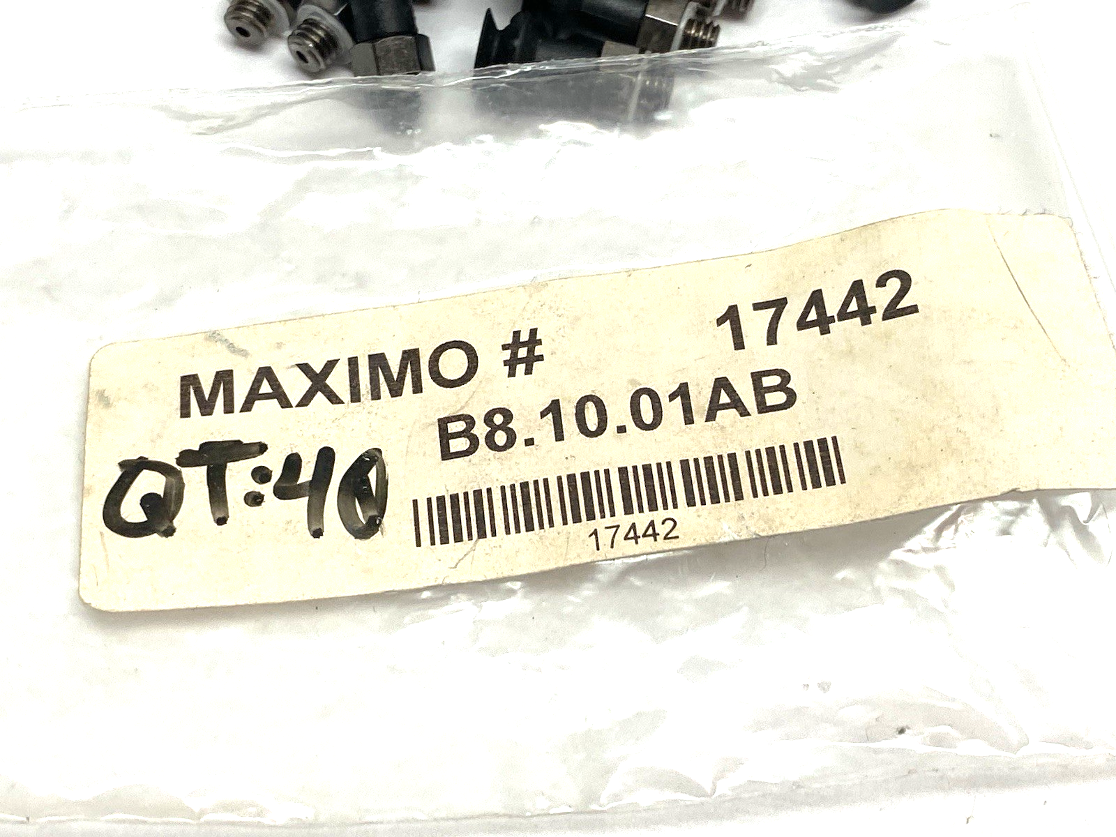 B8.10.01AB | Piab Round Bellows Suction Cup Black M5 Male, 3250083 LOT OF 40 - New – Open box - Maverick Industrial Sales
