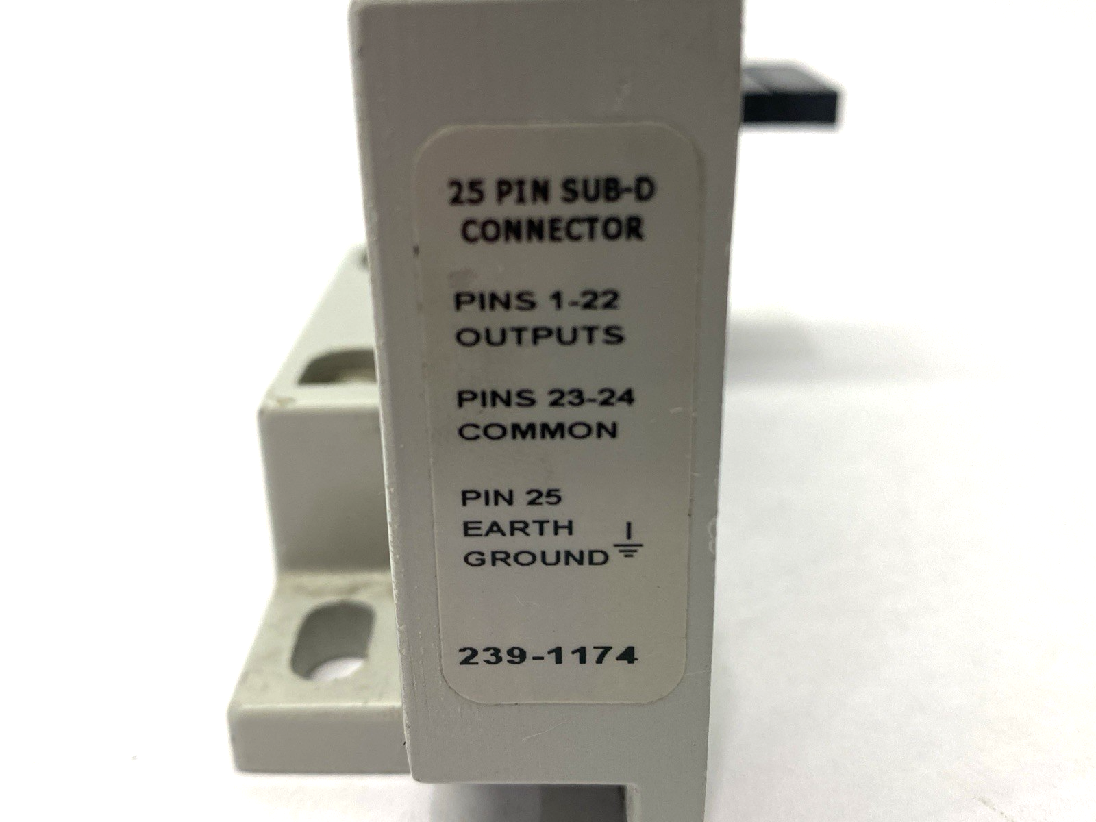 239-1174 | Numatics Pneumatic Manifold Base Connector 25-Pin Sub-D - Used - Maverick Industrial Sales
