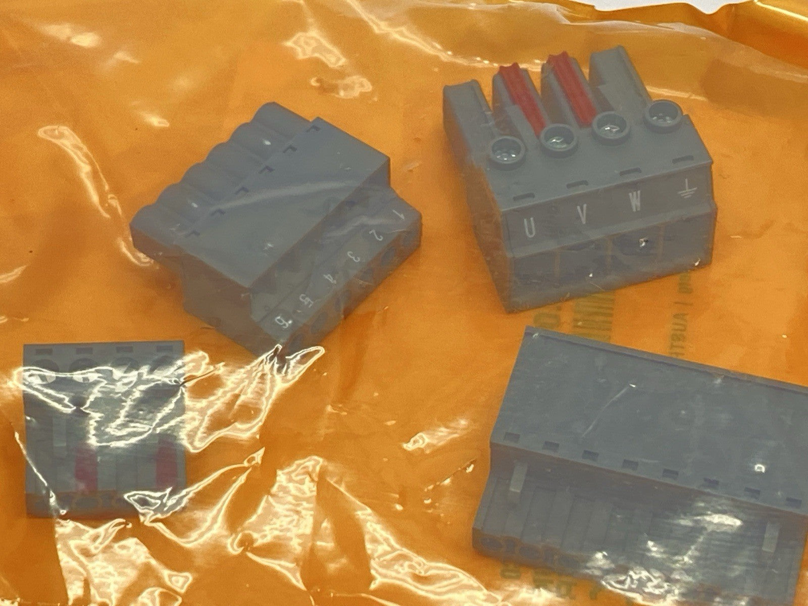 8BZVI0110S0.000-1A | B&R Automation Terminal Block Set - New - Maverick Industrial Sales