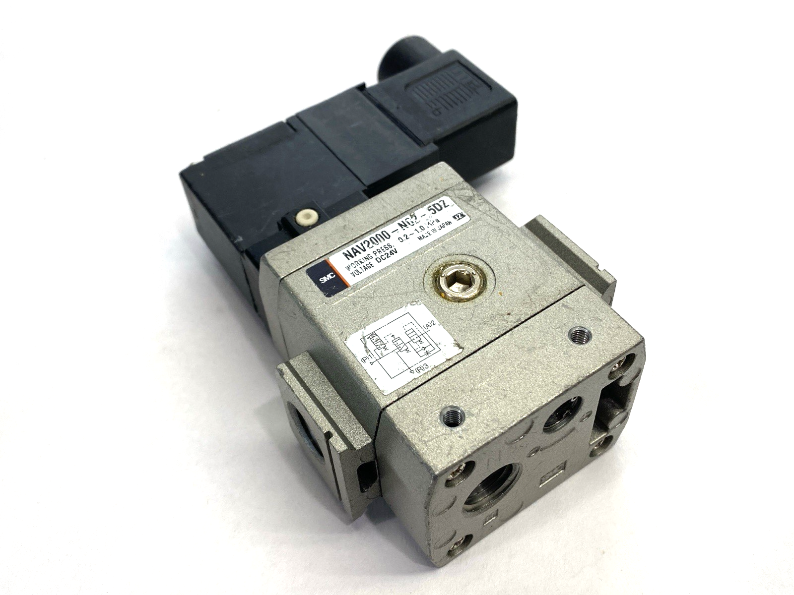 SMC NAV2000-N02-5DZ Soft Start Valve 1/4" Ports 24VDC - Maverick Industrial Sales