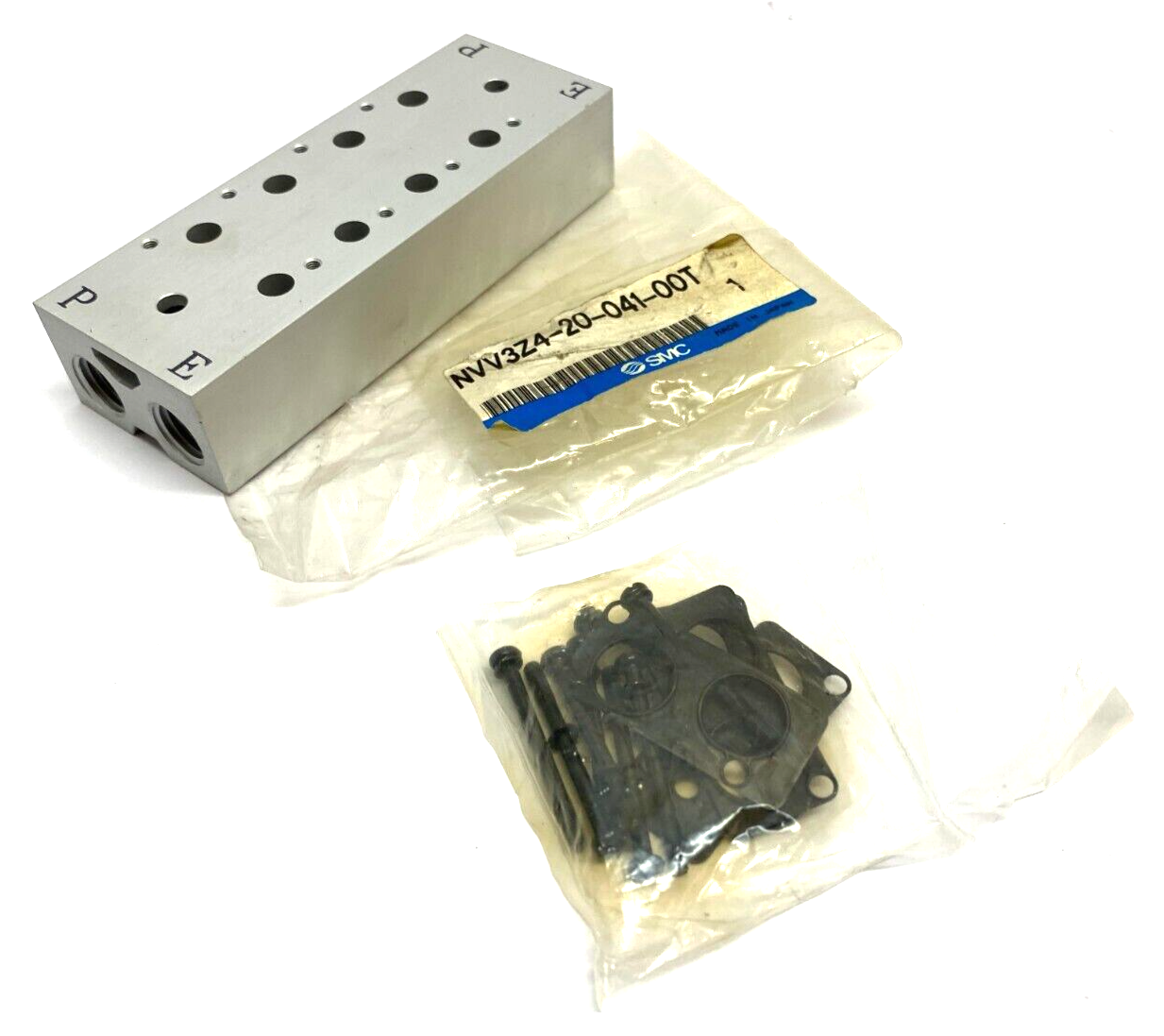 SMC NVV3Z4-20-041-00T Pneumatic Manifold Block 4-Station 3-Port - Maverick Industrial Sales