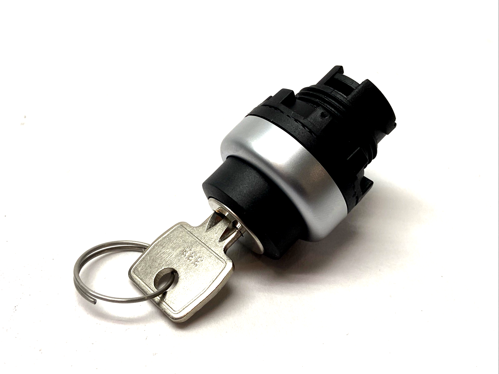 Pizzato E2 AC-DXBX1606 Keyed Selector Switch - Maverick Industrial Sales