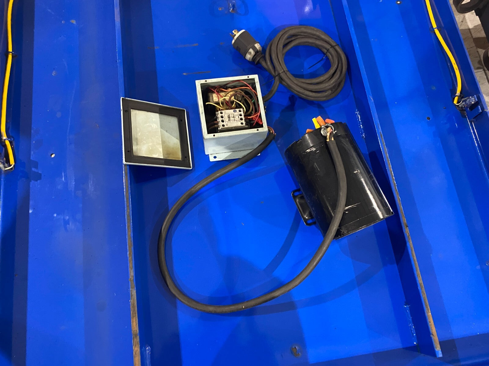 Vestil EHLT-4848-3-43 Electric/Hydraulic Scissor Lift Table 3000lbs Capacity - Maverick Industrial Sales