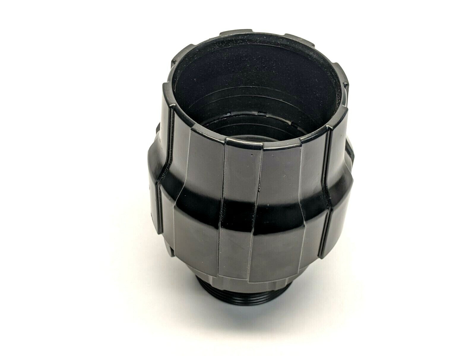 Does Not Apply | Parker Transair 3-1/8" Pipe ID to 2-3/4" Male Thread Fitting - Used - Maverick Industrial Sales