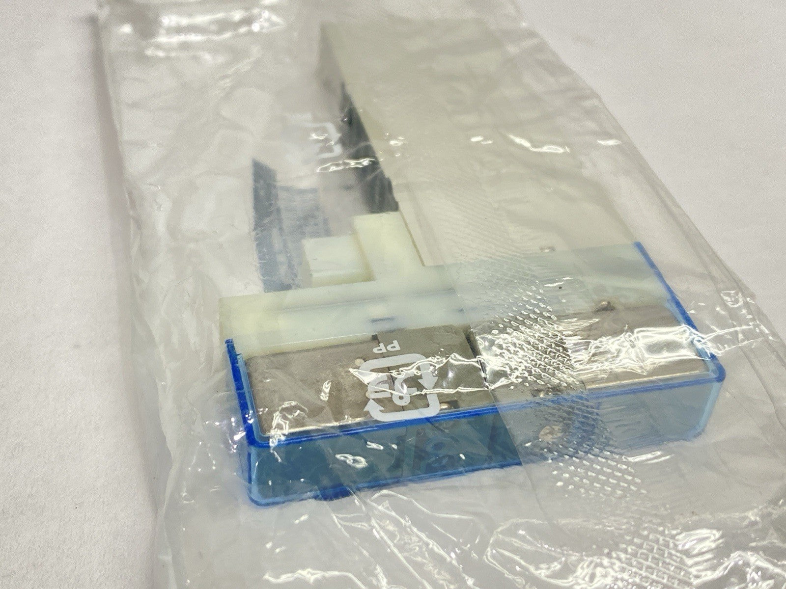 SY3400-5U1-NA | SMC Pneumatic Solenoid Valve 5-Port 24VDC - New - Maverick Industrial Sales