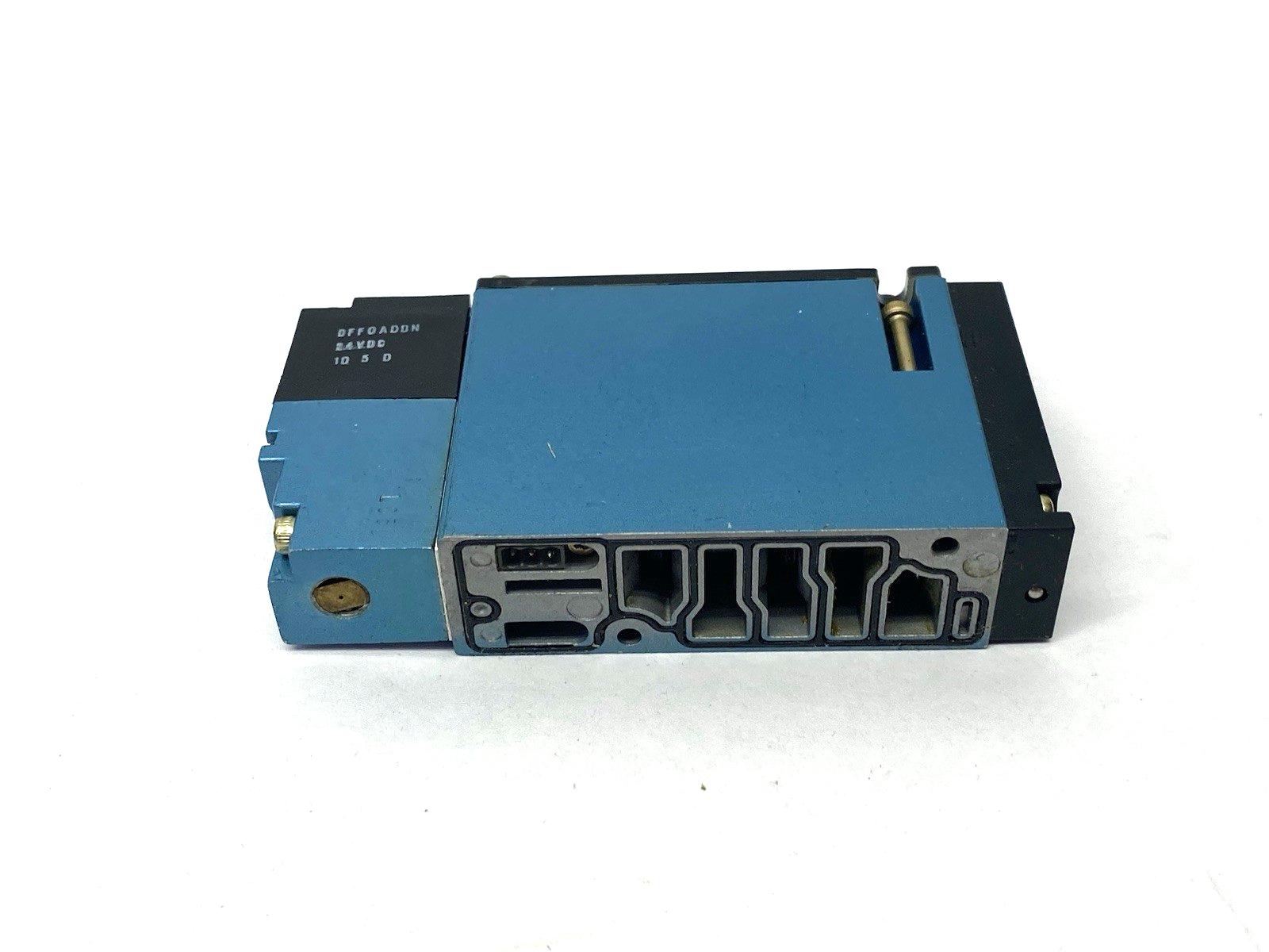 MAC Valves 92B-AAB-000-DM-DFFP-1DN Pilot Operated Spool Valve 4-Way - Maverick Industrial Sales