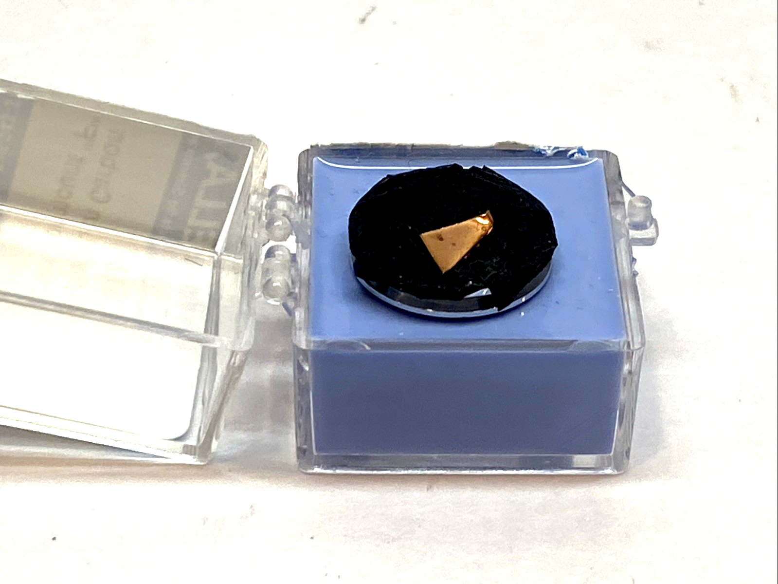 617-F | Ted Pella SEM Gold on Carbon Test Specimen High Resolution Mount F - Used - Maverick Industrial Sales