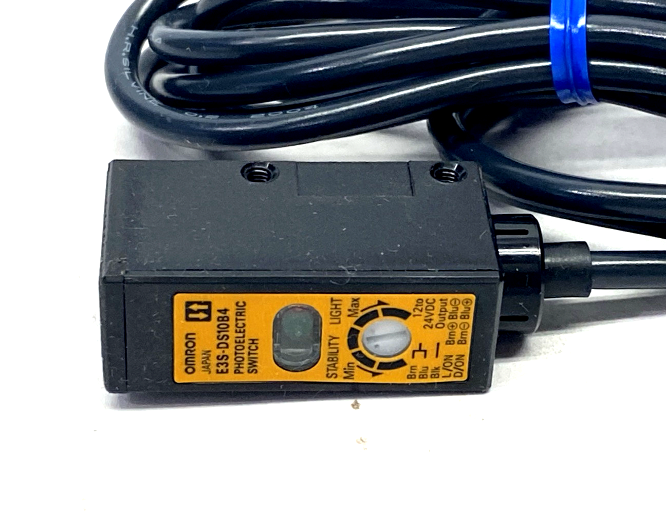 Omron E3S-DS10B4 Photoelectric Sensor - Maverick Industrial Sales