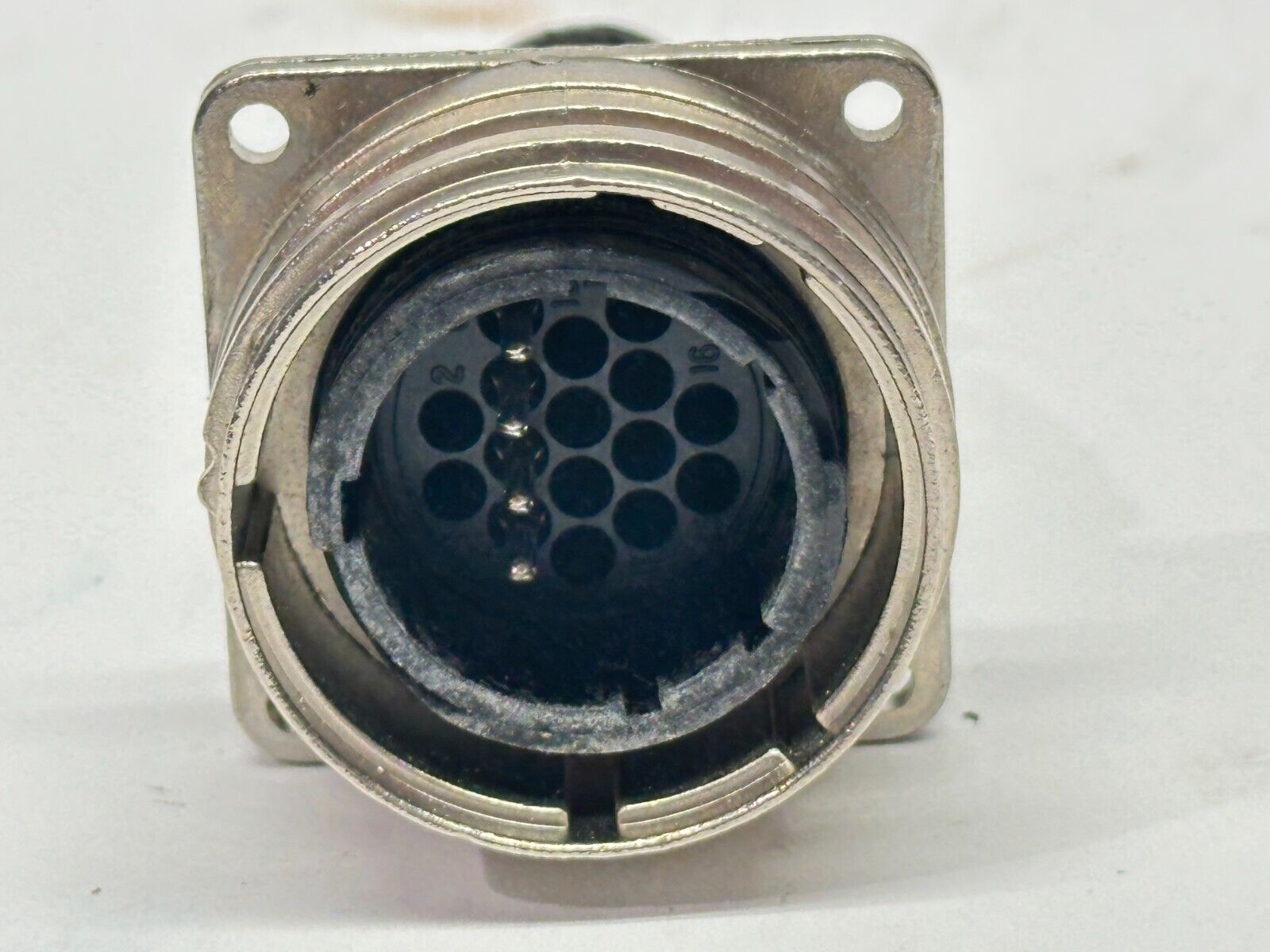 208489-1 | TE Connectivity / AMP CPC Circular Power Connector Size 22 16-Pin 600V - Used - Maverick Industrial Sales