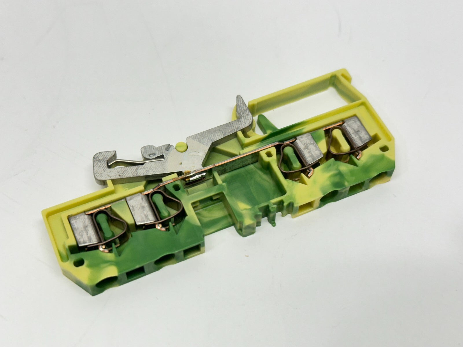 Wago 281-687 Terminal Block 3-Conductor Ground Cage Clamp LOT OF 4 - Maverick Industrial Sales
