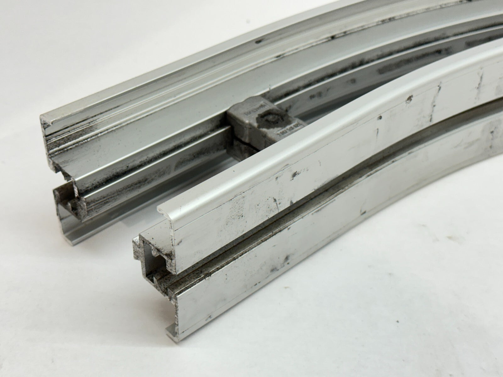 Bosch Rexroth 3842547076 Conveyor Aluminum Curve 90+ HOR AL 90 R500 - Maverick Industrial Sales