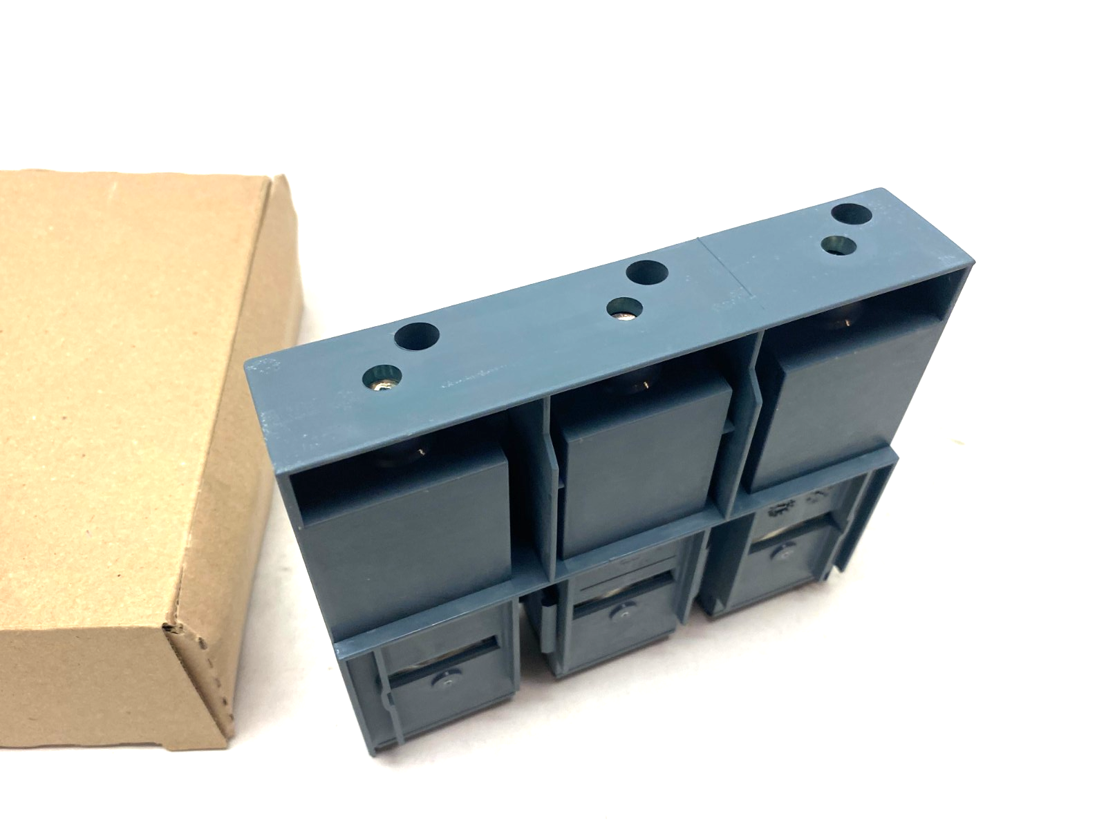 Siemens 3RT1966-4G Framing Terminal Block Box Up to 240mm² Conductor S10/S12 - Maverick Industrial Sales