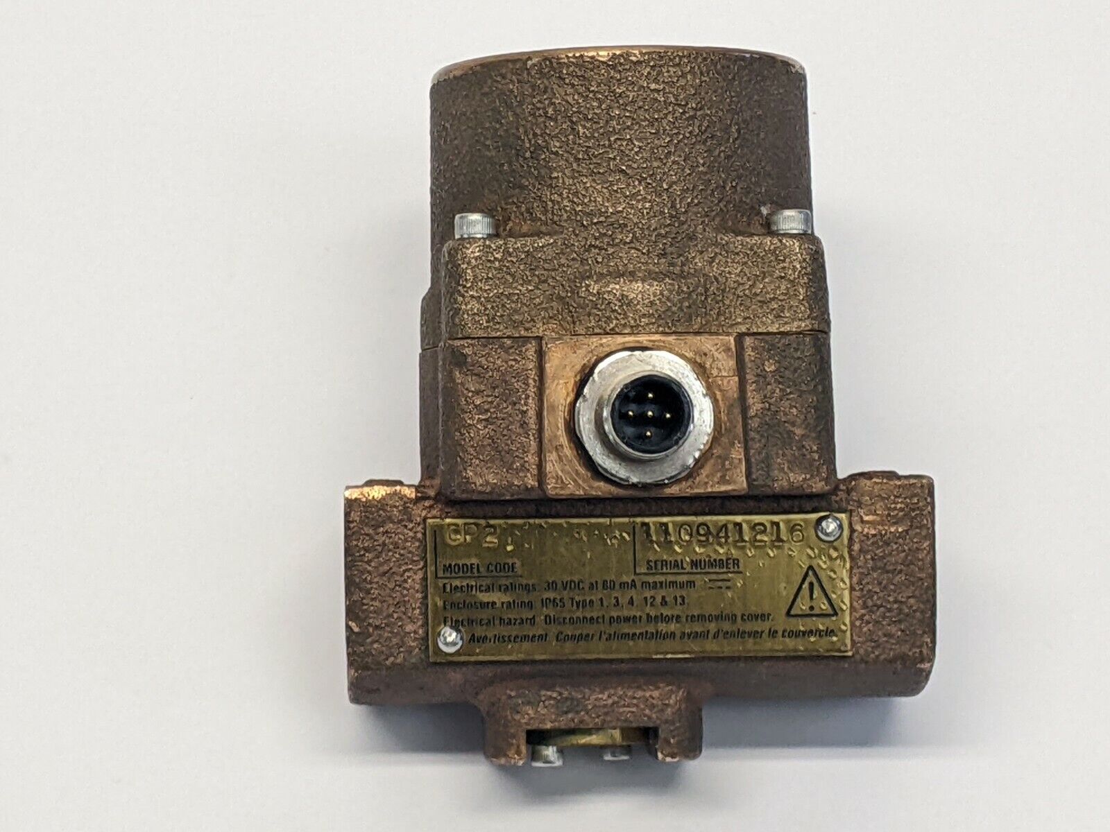 Universal Flow Monitors CP2 CoolPoint Vortex Shedding Flowmeter CRACKED DISPLAY - For parts or not working - Maverick Industrial Sales