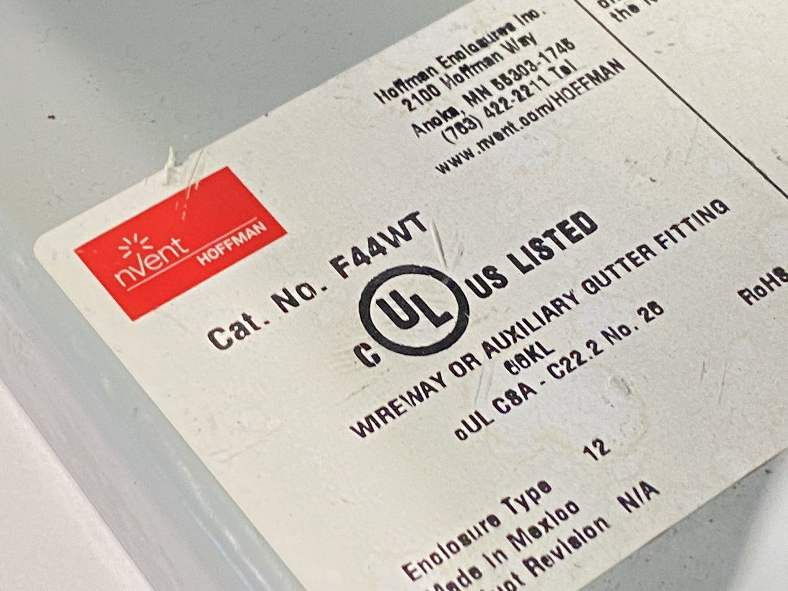 F44WT | Hoffman Wireway Tee Feed-Through 4" x 4" Gray Steel - Used - Maverick Industrial Sales