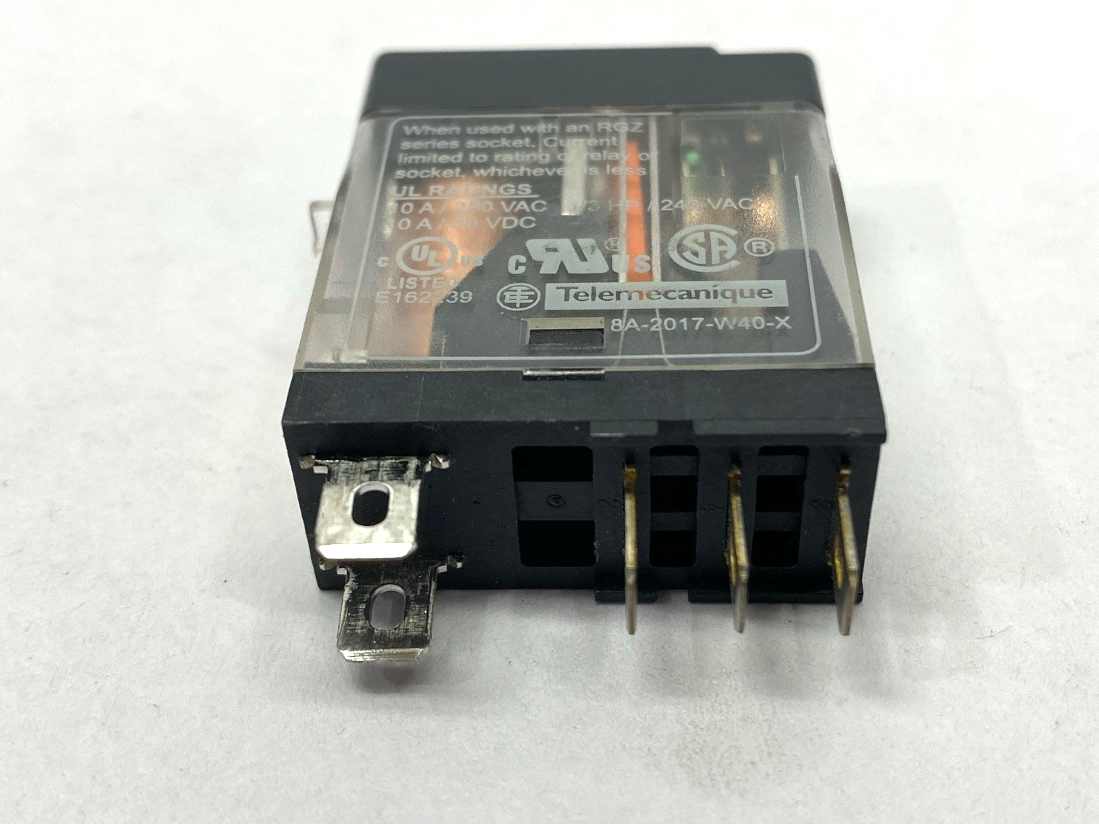 RXG12BD | Schneider Electric Interface Plug-In Relay 24VDC 10A LOT OF 3 - New – Open box - Maverick Industrial Sales