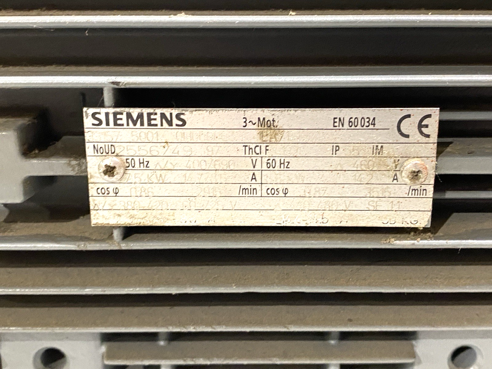 Siemens 1LA7131-2AA60 Squirrel-Cage Motor 3-Phase 2-Pole 460V SHELFWARE - Maverick Industrial Sales