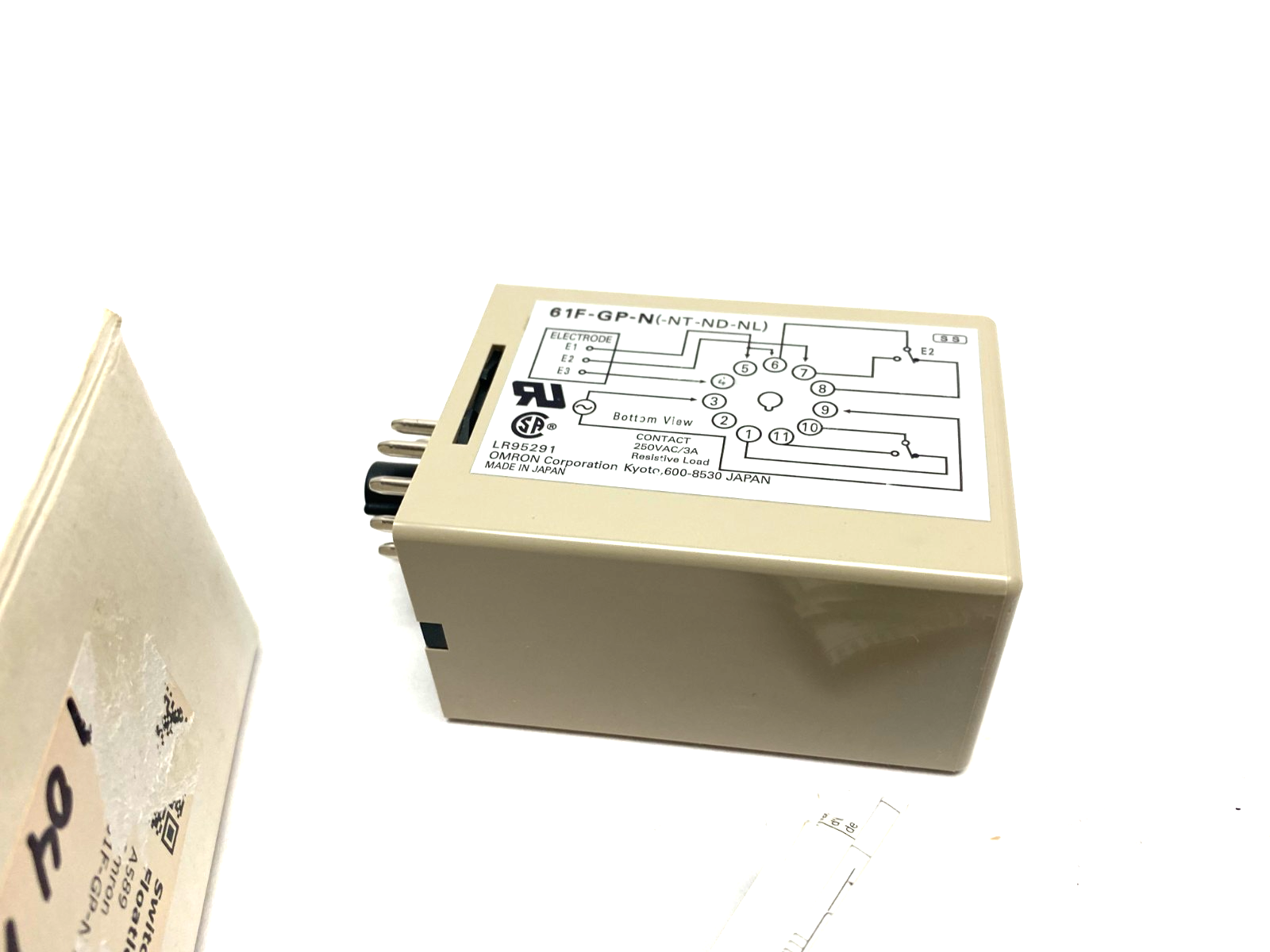 Omron 61F-GP-N Floatless Level Switch Plug-In Type 11-Pin - Maverick Industrial Sales