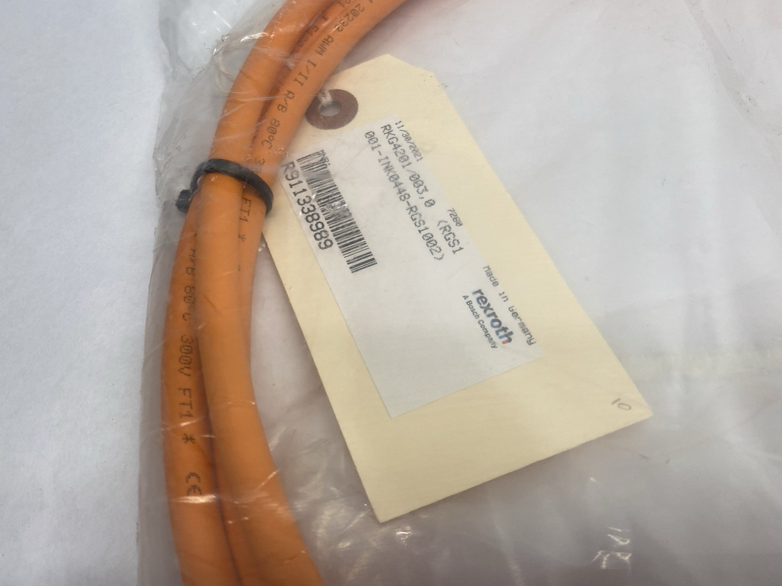 R911338989 | Bosch Rexroth Encoder Cable RKG4201/003,0 (RGS1001-REG0013-RGS1002) - New - Maverick Industrial Sales