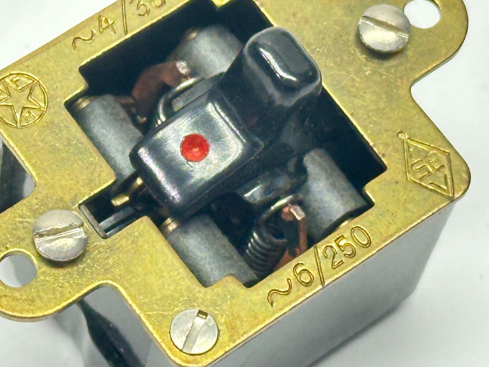 Toggle Switch ~4/380AC ~6/250AC - Maverick Industrial Sales