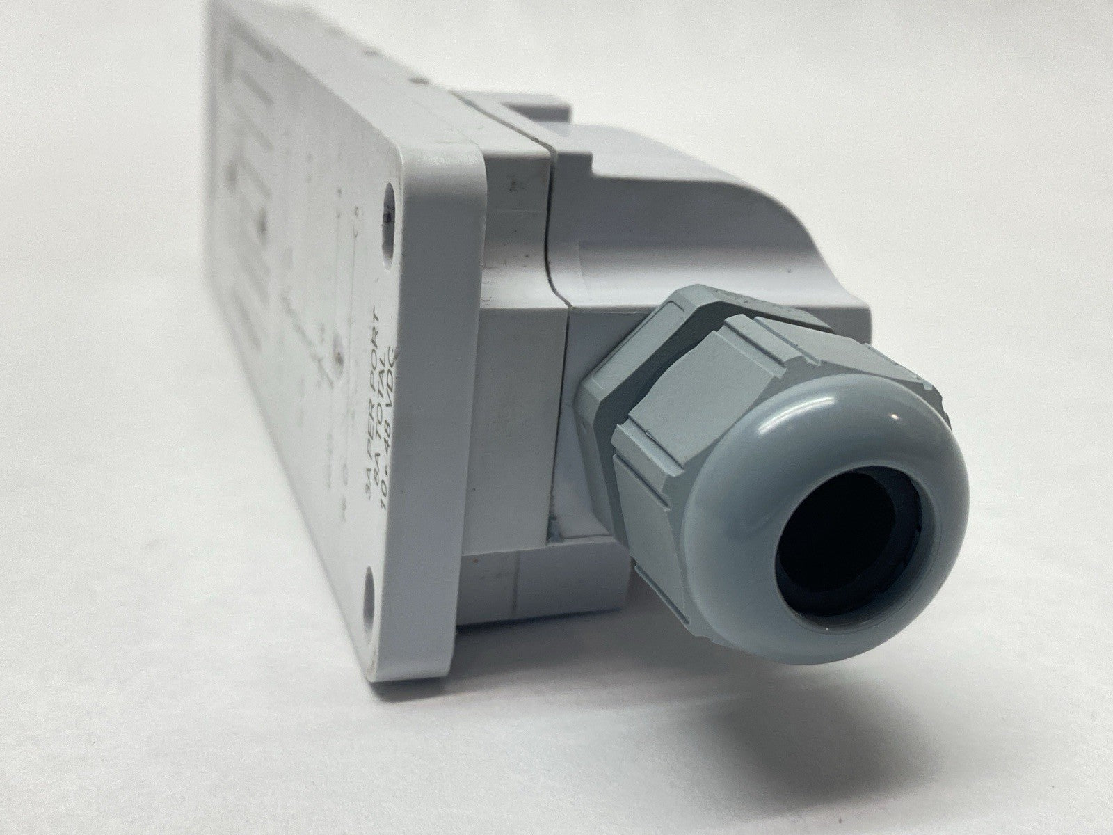 ZP-JBH84-2P-FW | Automation Direct ZIPport Junction Block 8-Port M12 5-Pin 3A 48V - New – Open box - Maverick Industrial Sales