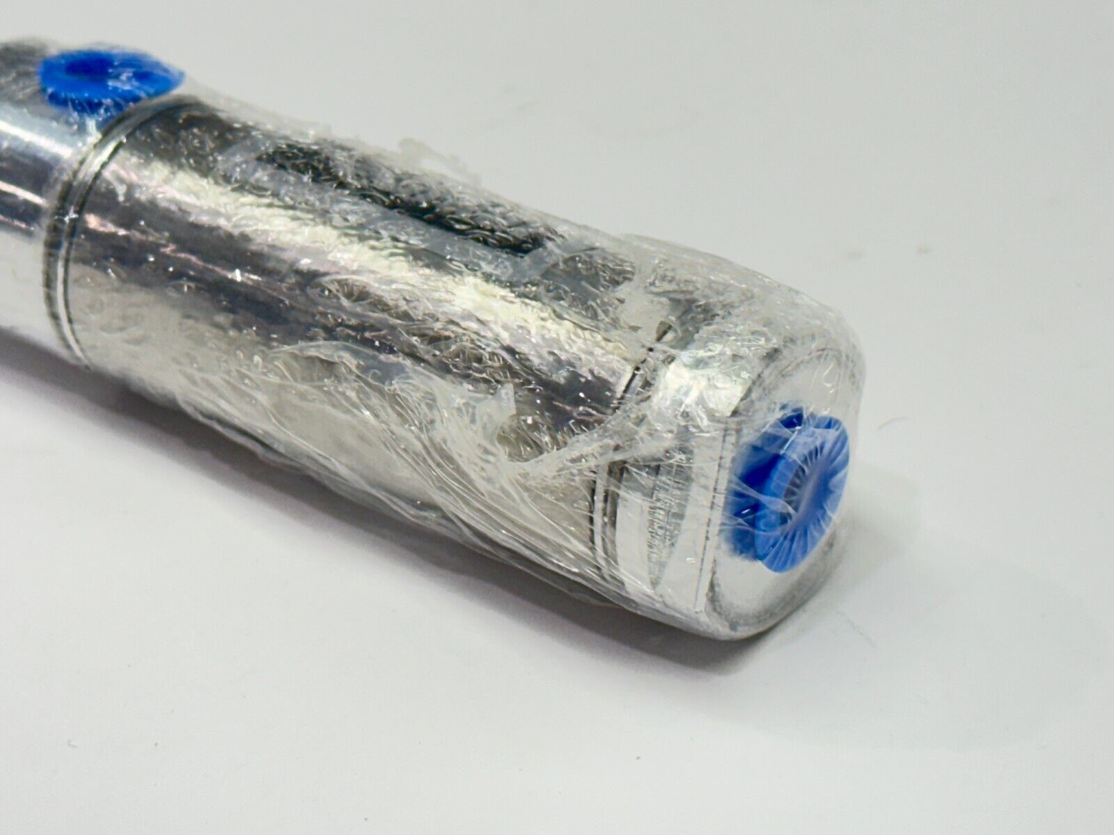 Parker 1.06DSRM01.00 Pneumatic Double Acting Cylinder 1-1/16" Bore 1" Stroke - Maverick Industrial Sales
