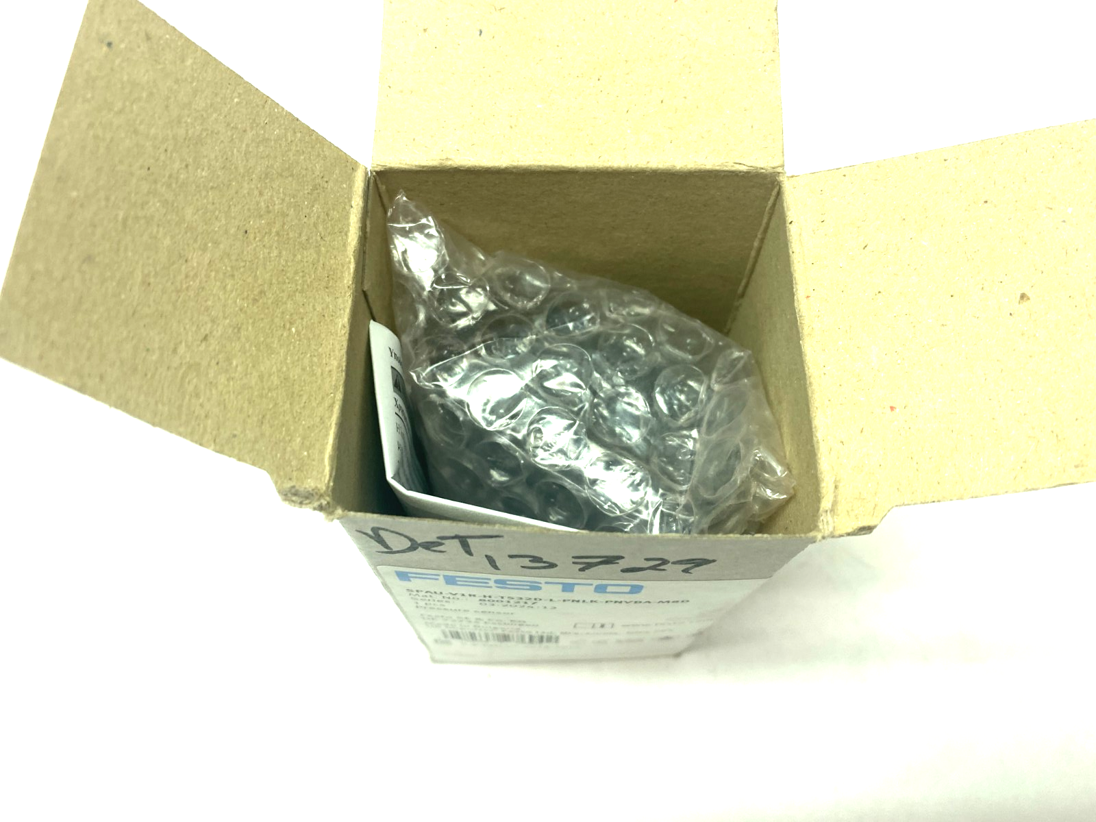 Festo SPAU-V1R-H-T532D-L-PNLK-PNVBA-M8D Digital Pressure Sensor 8001217 - Maverick Industrial Sales