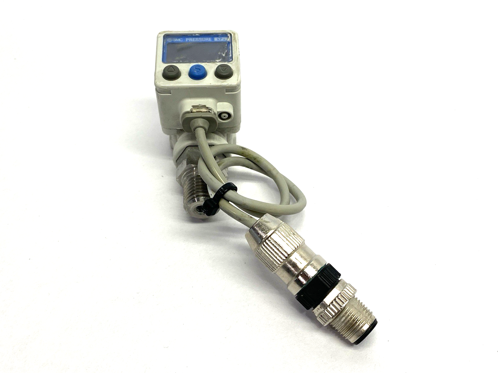 SMC ZSE80F-N02L-P-X510 Digital Pressure Switch 1/4" DAMAGED & MISSING BRACKET - Maverick Industrial Sales