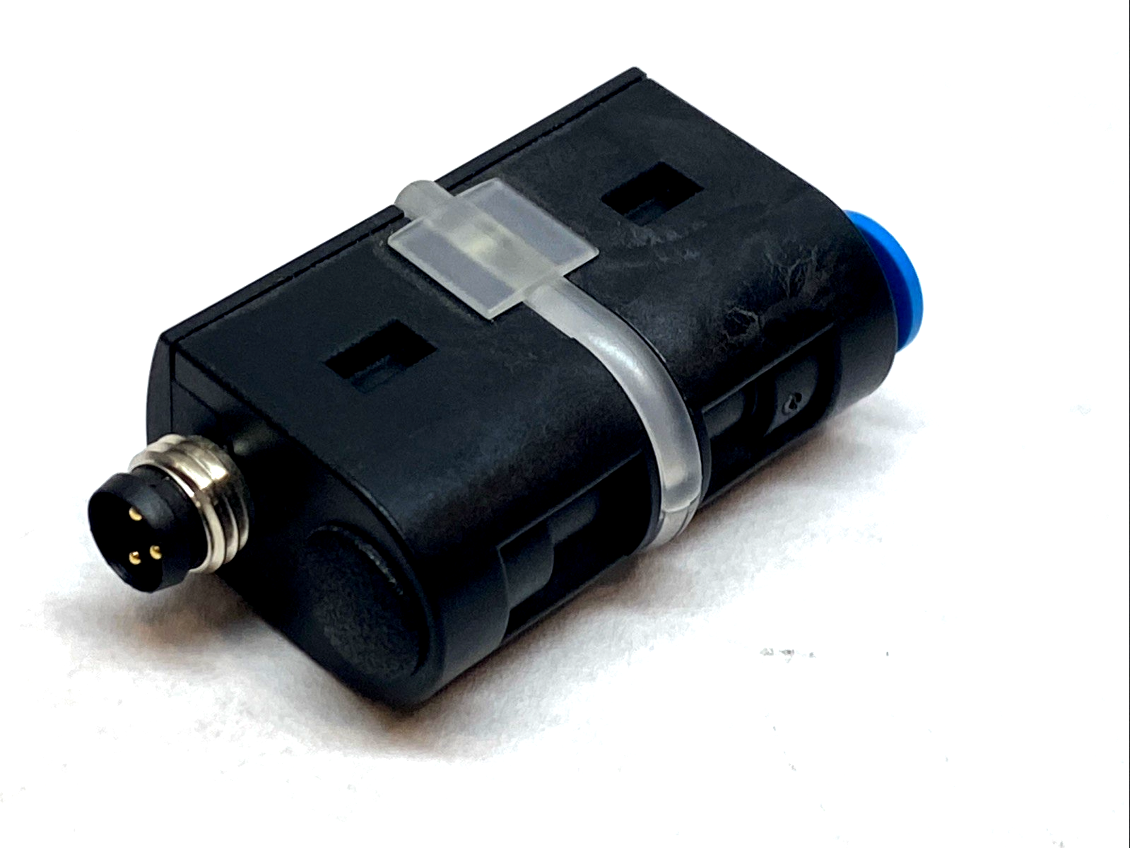 Festo SDE5-D10-O-Q6E-P-M8 Pneumatic Pressure Sensor 527467 - Maverick Industrial Sales