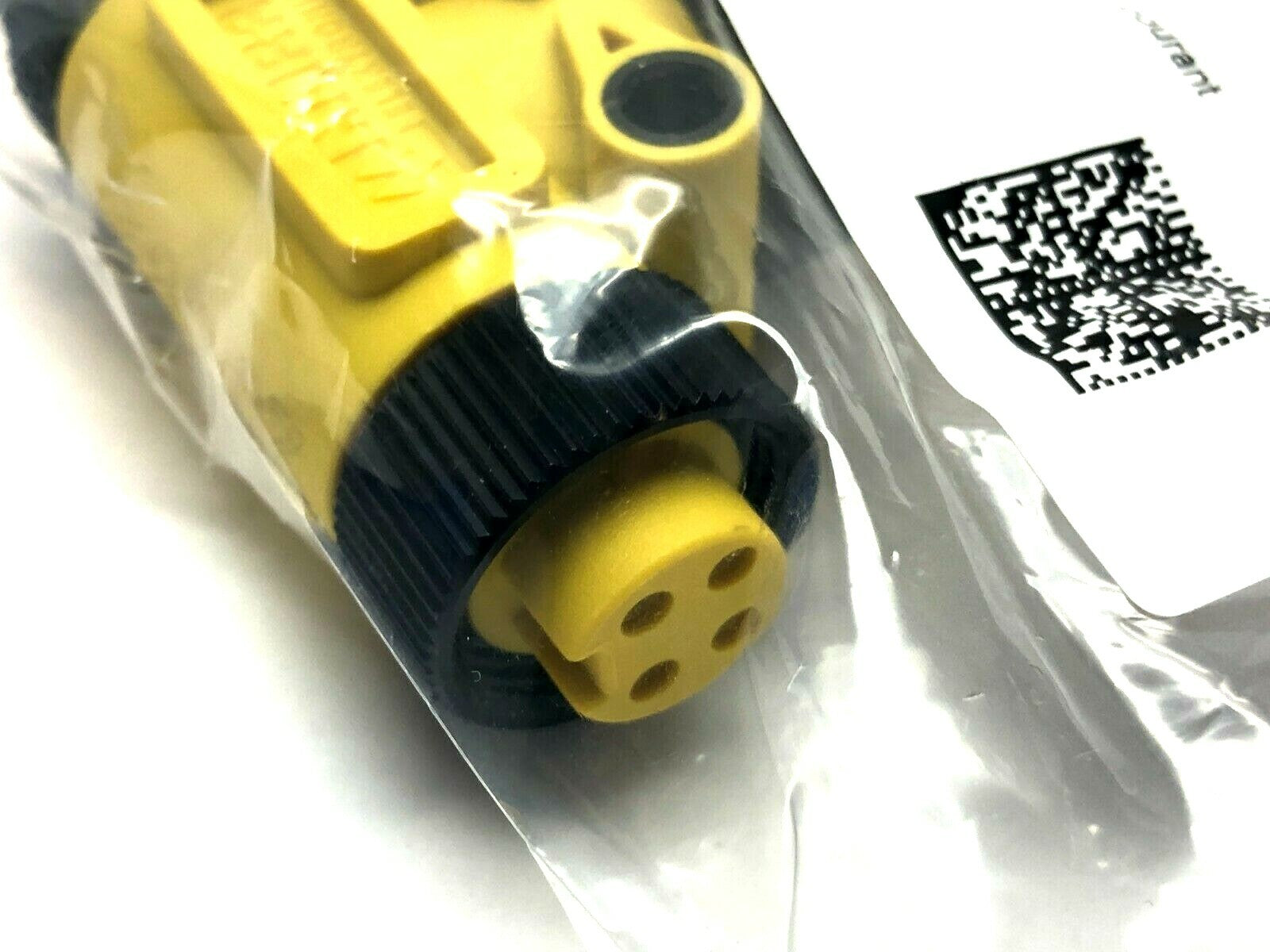 Murr Elektronik 7700-A4T01-0000000 Mini (7/8) 4 Pole Tee Male (Ext)/2x Female - Maverick Industrial Sales