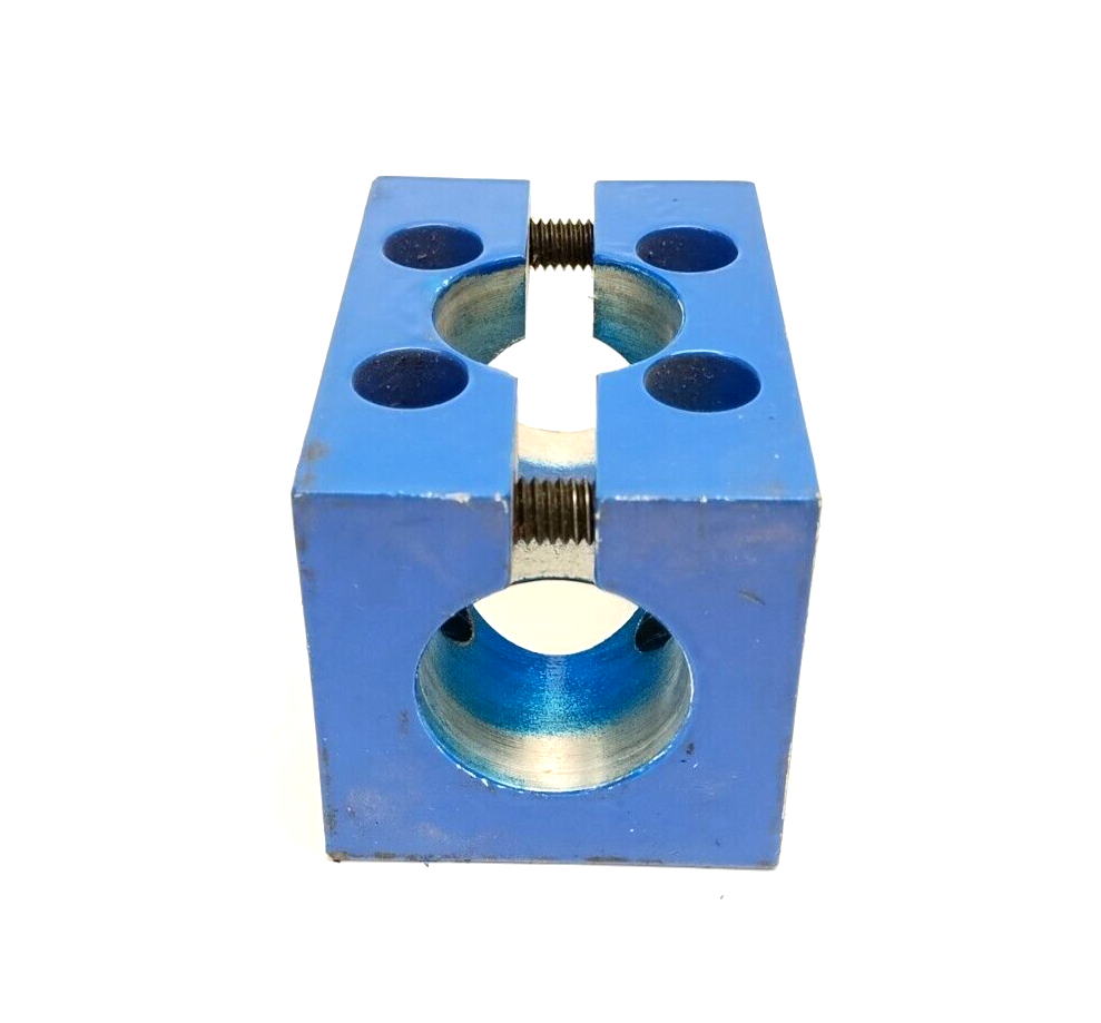 6651 | Flex-Cable Robo-Com V Clamping Mounting Block 3-1/4" x 2-1/4" - Used - Maverick Industrial Sales