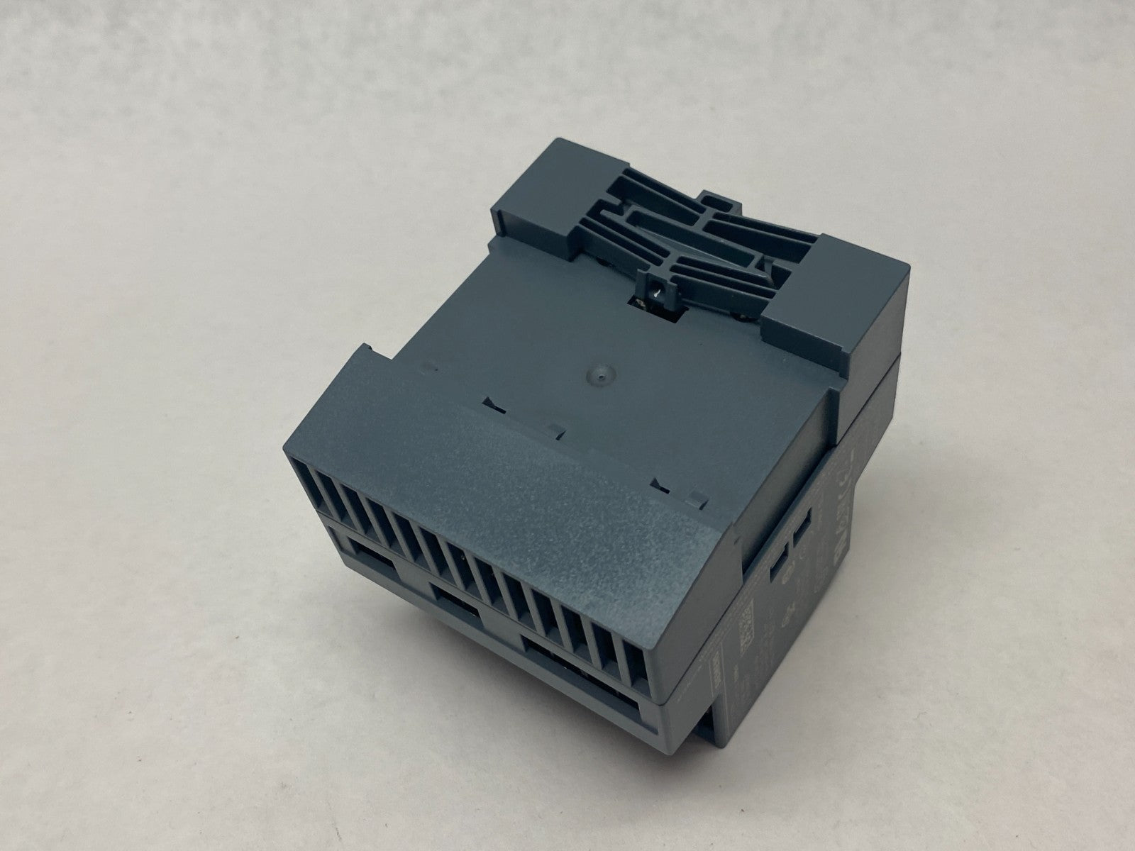 Siemens 6EP1961-2BA21 SITOP PSE200U Selectivity Module 4-Chan. Output 24VDC - Maverick Industrial Sales