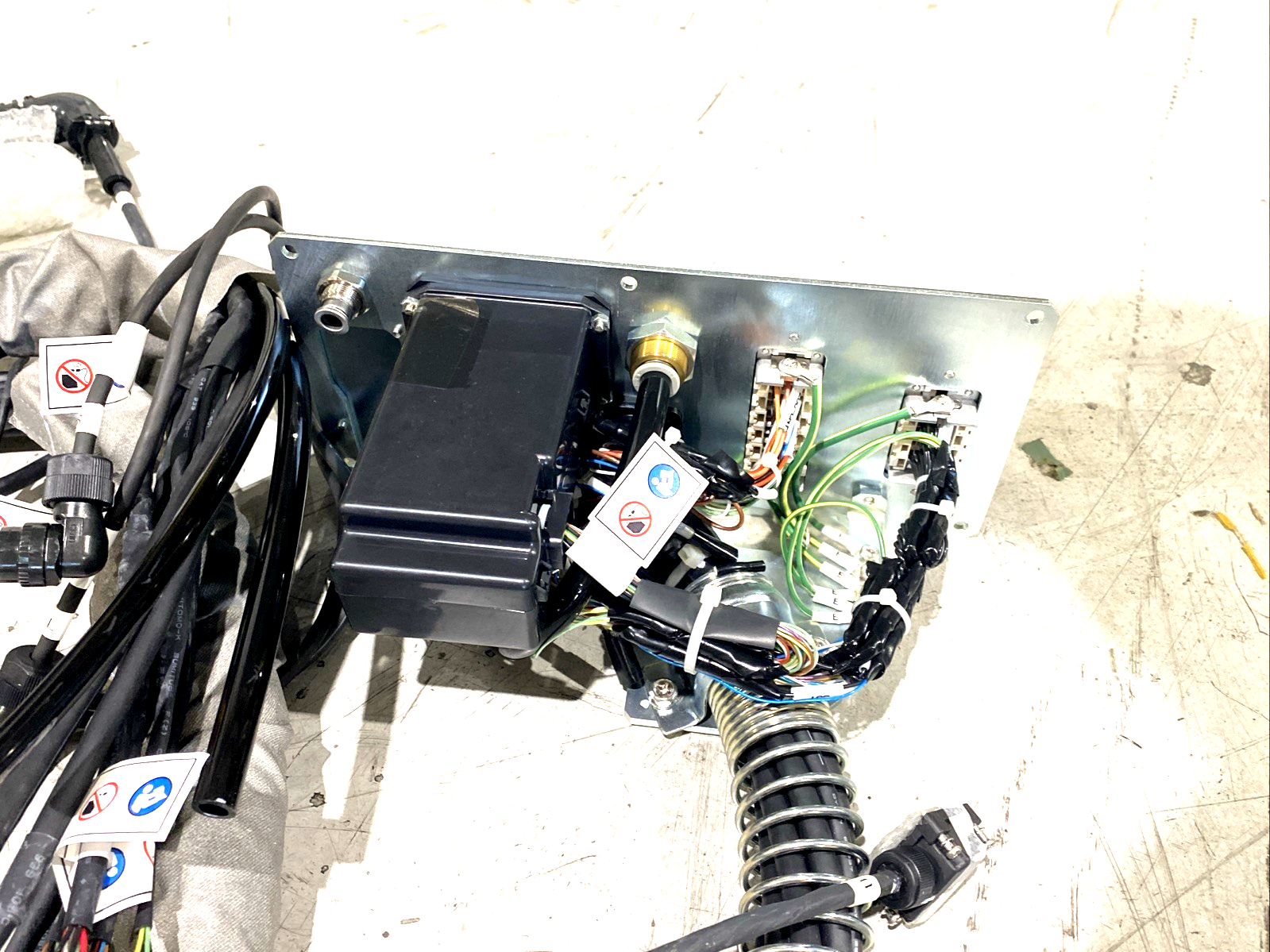Yaskawa 171667-1 Motoman Wiring Harness, Internal, Main, MA2010, MH24/MH24-10 - Maverick Industrial Sales