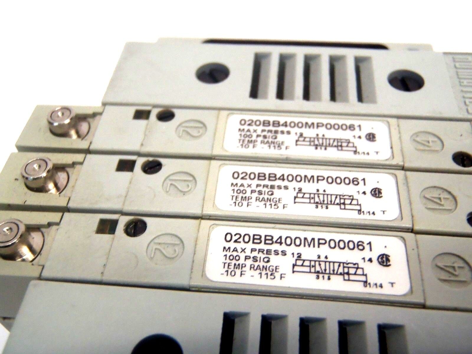 Numatics AKJ6C0000HLMUF Manifold with 020BB400MP00061 Double Solenoid Valves - Maverick Industrial Sales