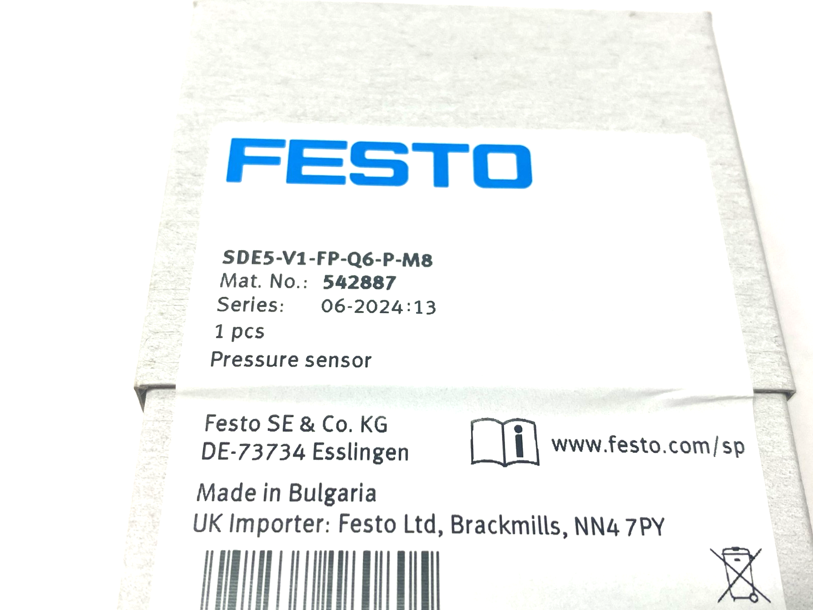 Festo SDE5-V1-FP-Q6-P-M8 Pressure Sensor, Switchable, 0 to -1bar 542887 - Maverick Industrial Sales