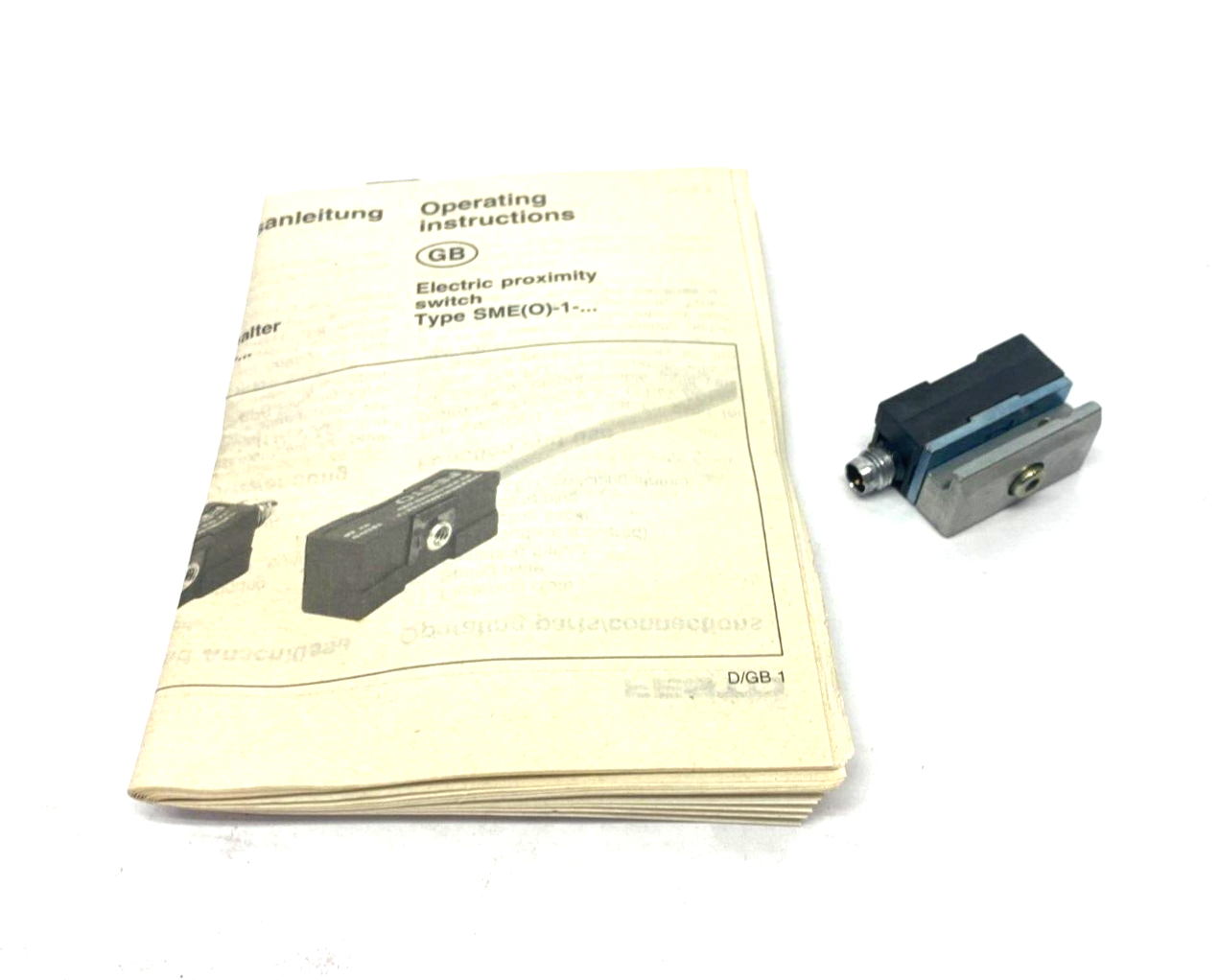 Festo SME-1-S-LED-24-B Block Design Electric Proximity Switch Sensor 150851 - Maverick Industrial Sales