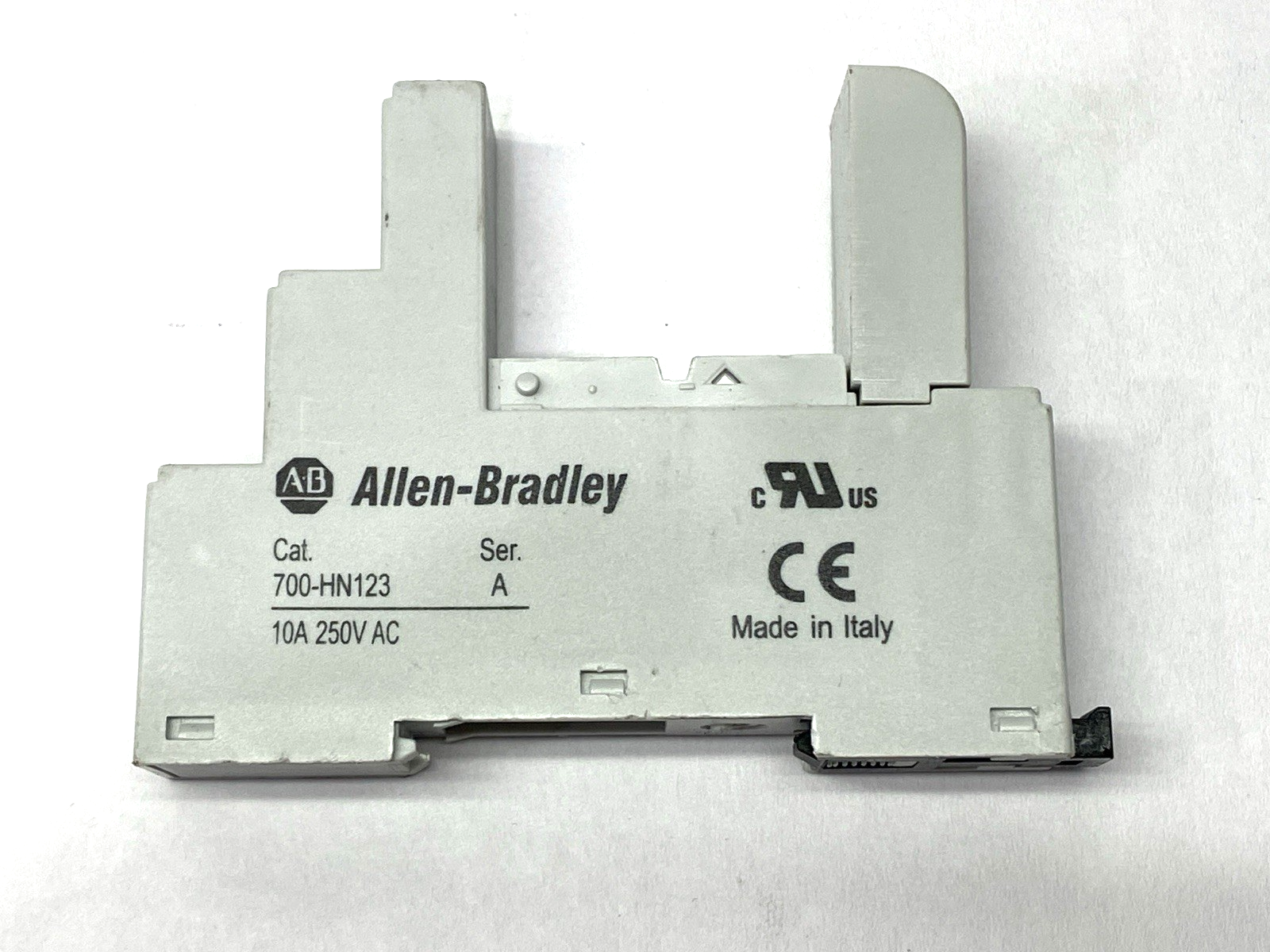 700-HN123 | Allen Bradley Ser. A Mini Screw Terminal Socket 8-Pin 250VAC 10A - Used - Maverick Industrial Sales